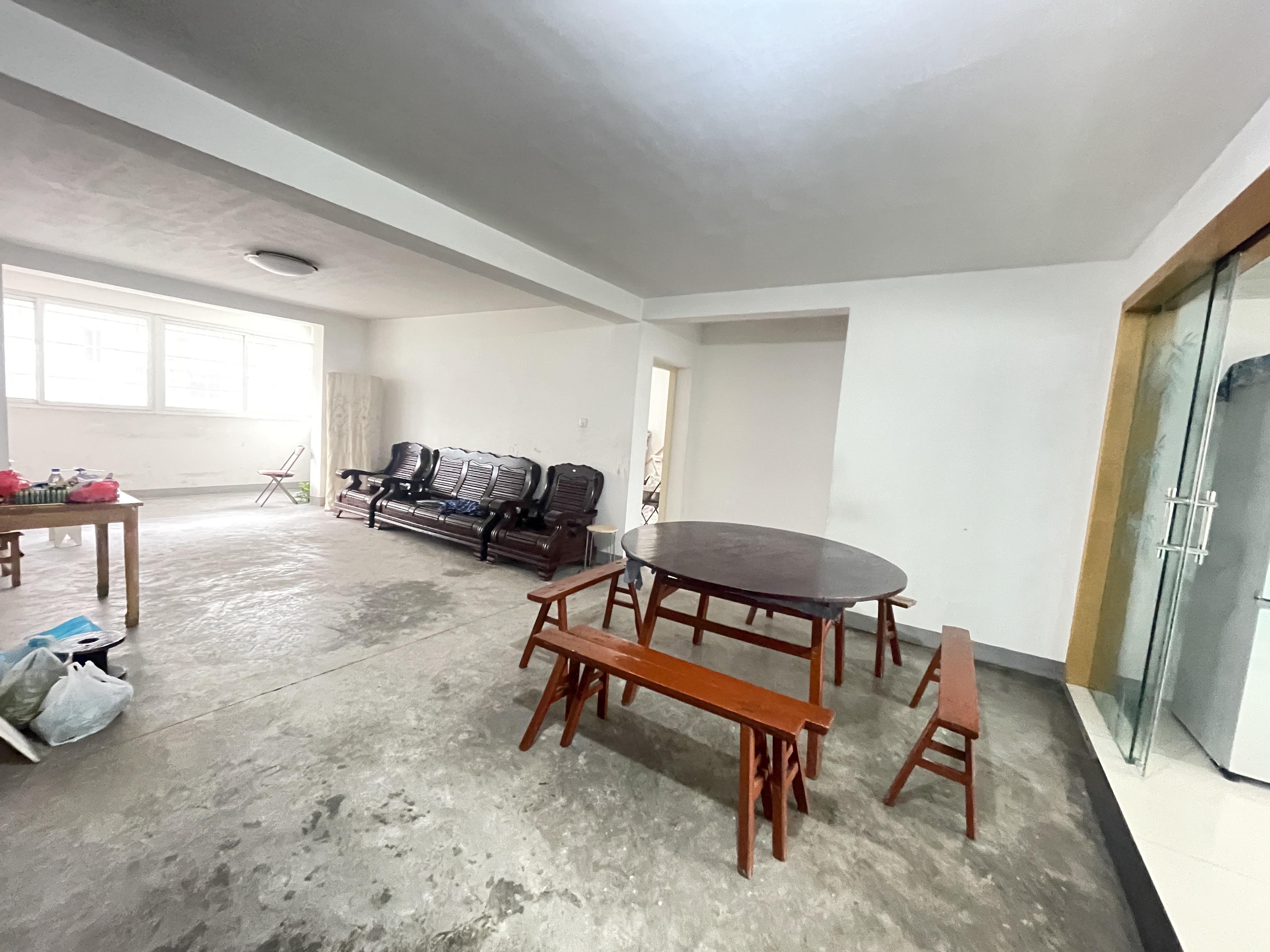 天山花苑 3室2厅1卫 145.53m&sup2;