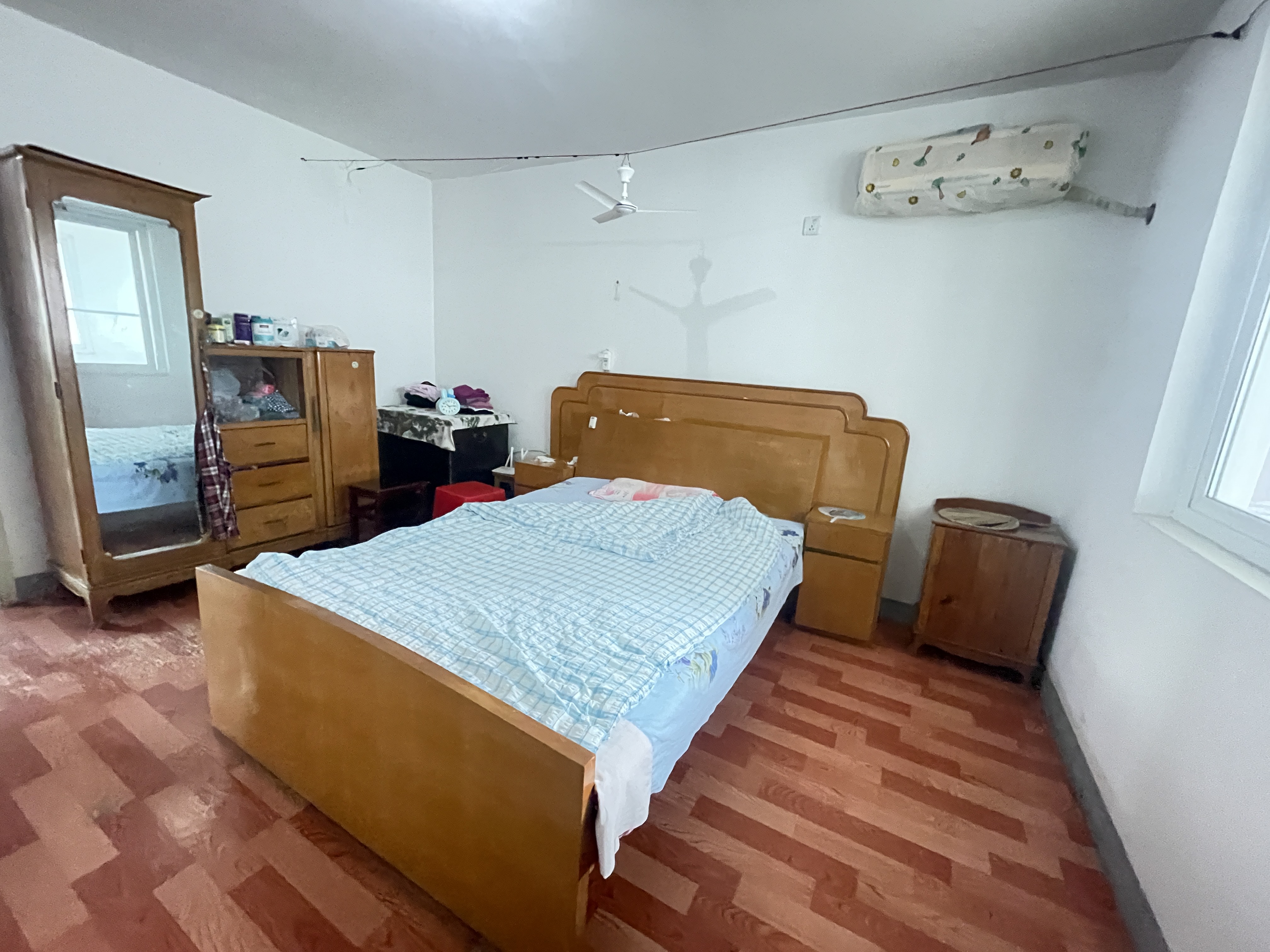 天山花苑 3室2厅1卫 145.53m&sup2;