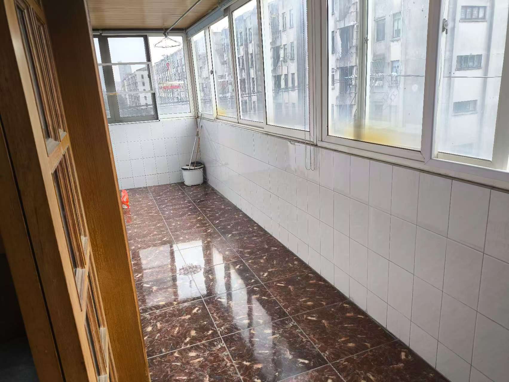 八角亭小区 3室2厅2卫 127m&sup2;