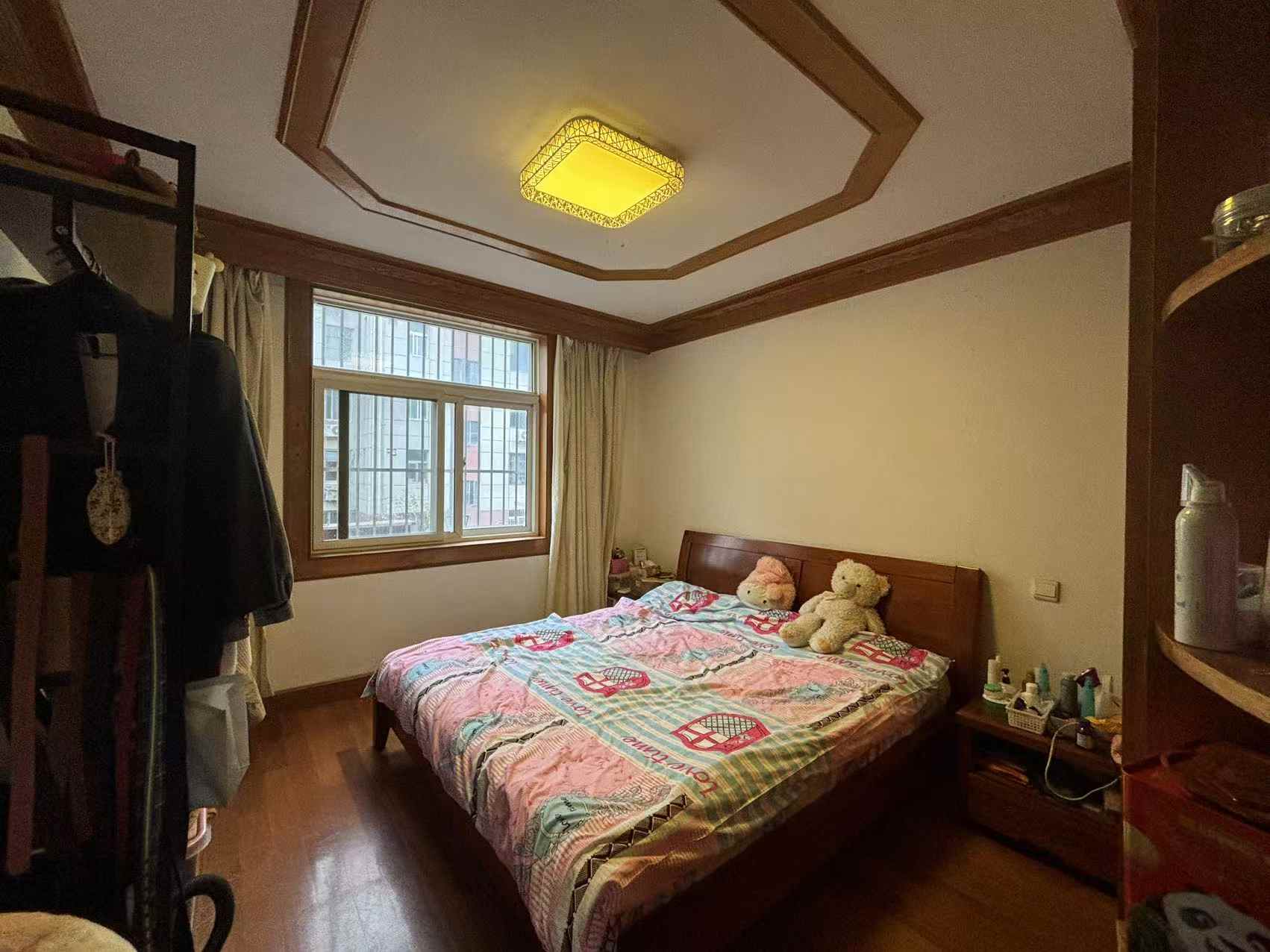 光明西村 3室1厅1卫 77.83m&sup2;