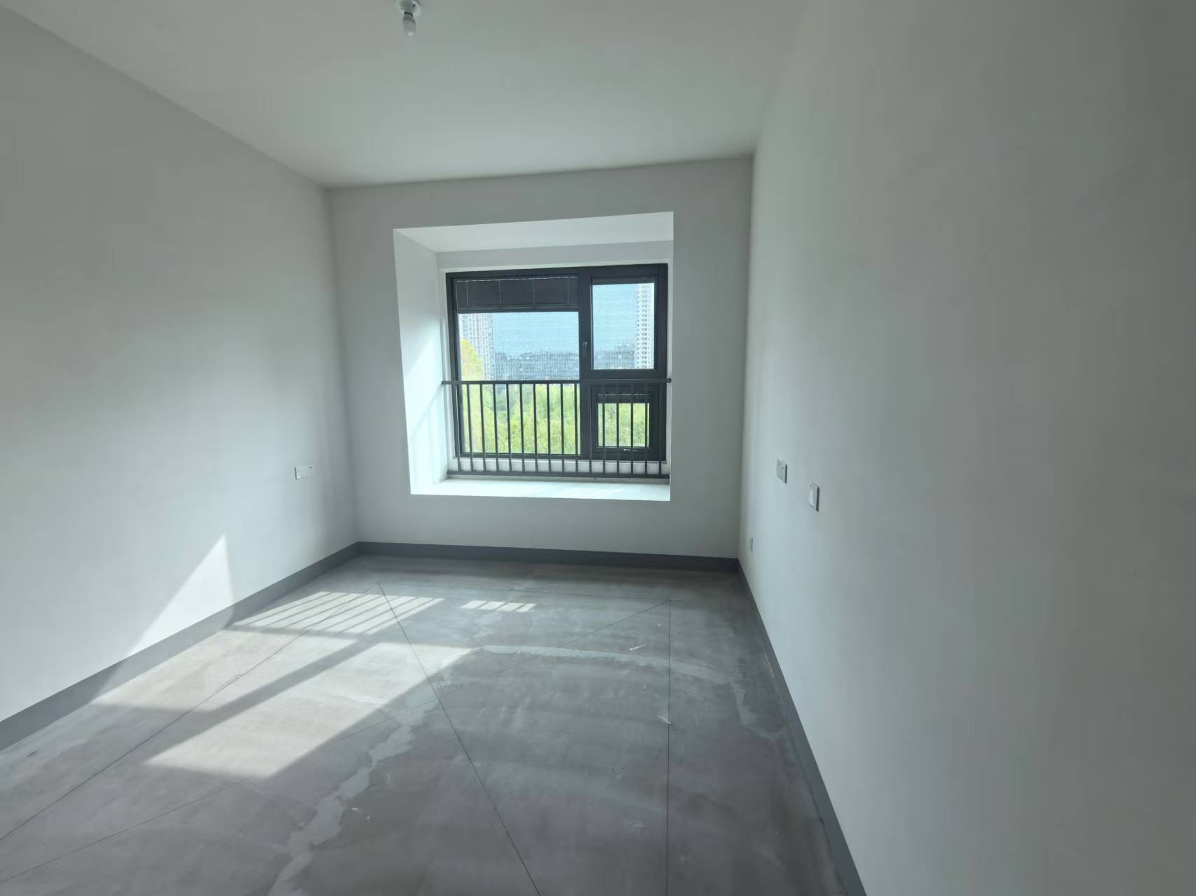 建发御珑湾 4室2厅2卫 184m²