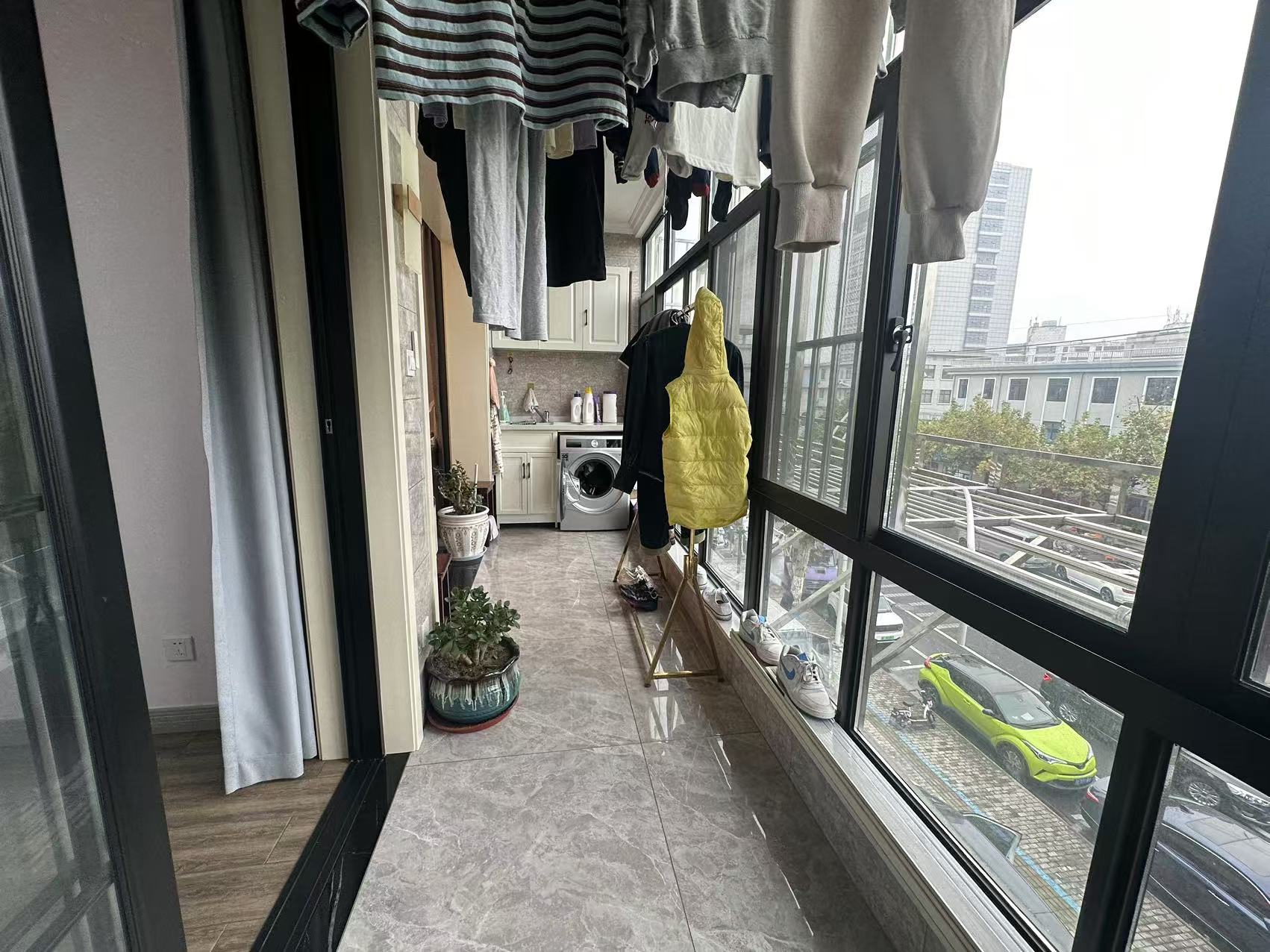 外滩小区 3室2厅1卫 149m&sup2;