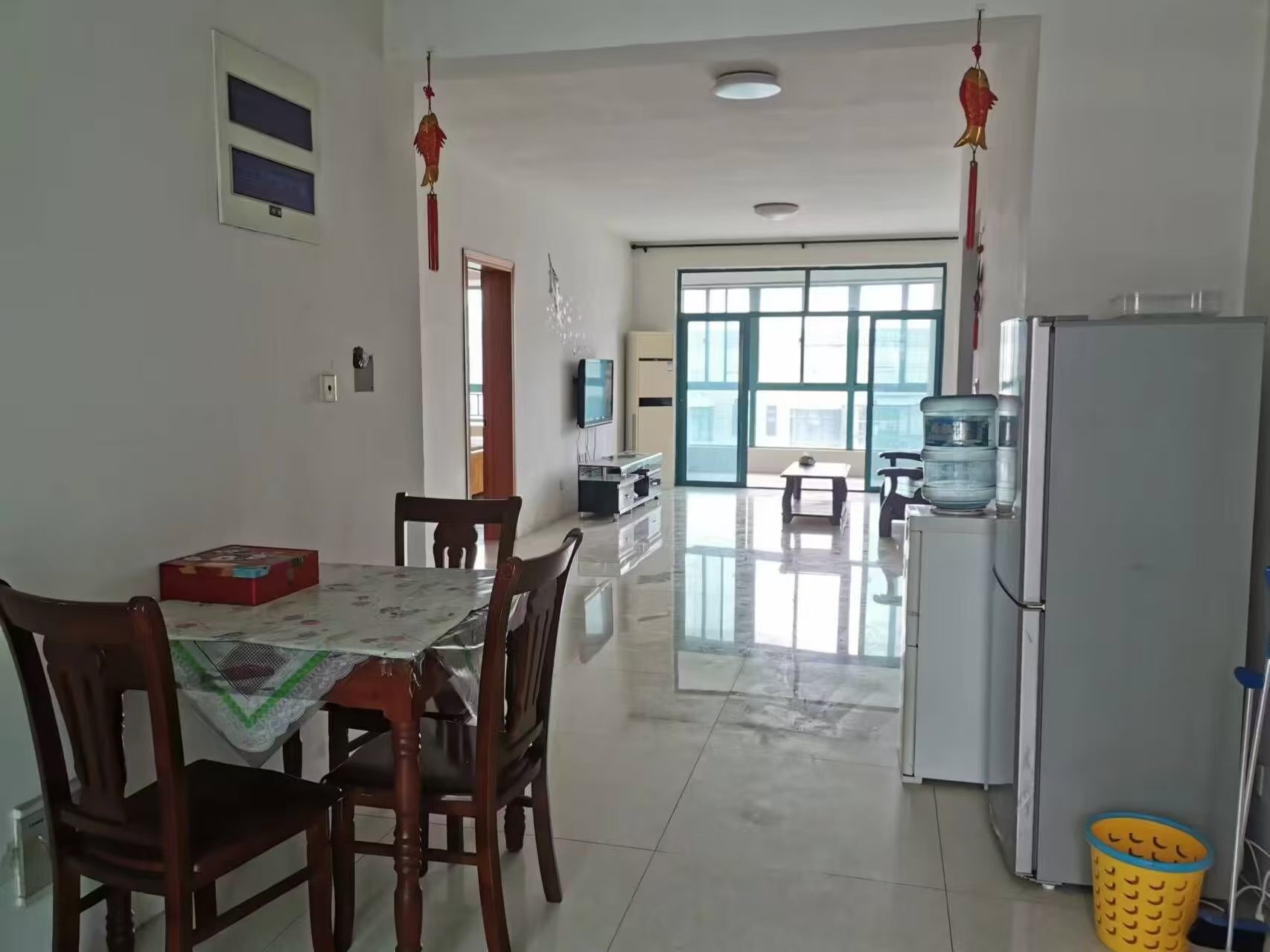 江海皇都私家花园 3室2厅2卫 146m²