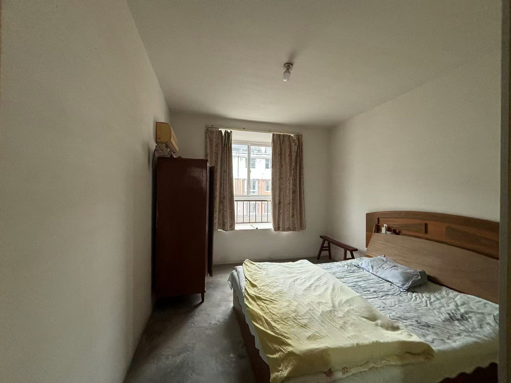 果园名居 3室2厅1卫 106.36m&sup2;