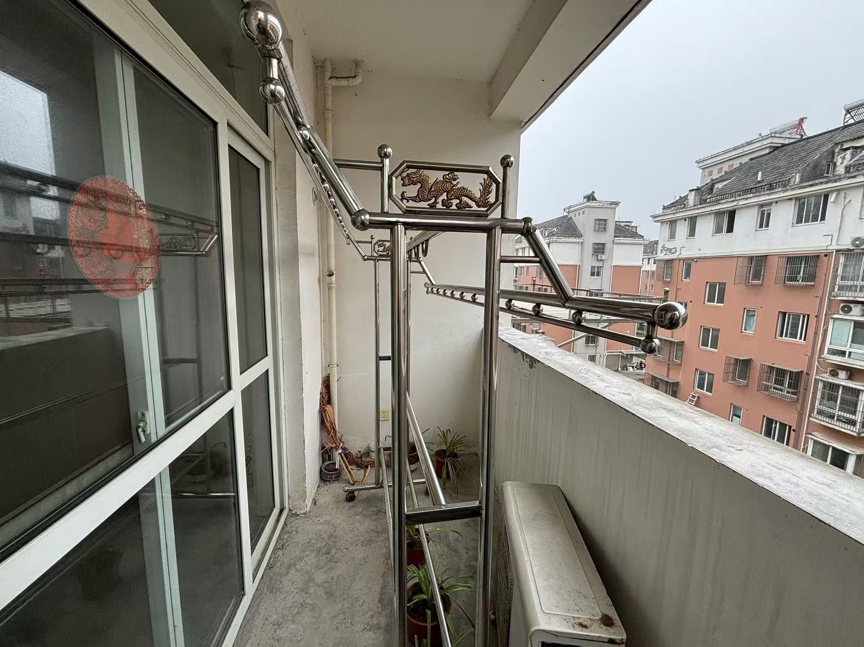 果园名居 3室2厅1卫 106.36m&sup2;