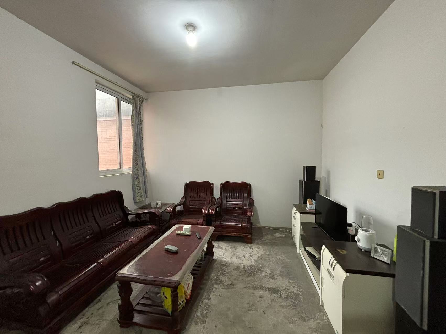 果园名居 3室2厅1卫 106.36m&sup2;