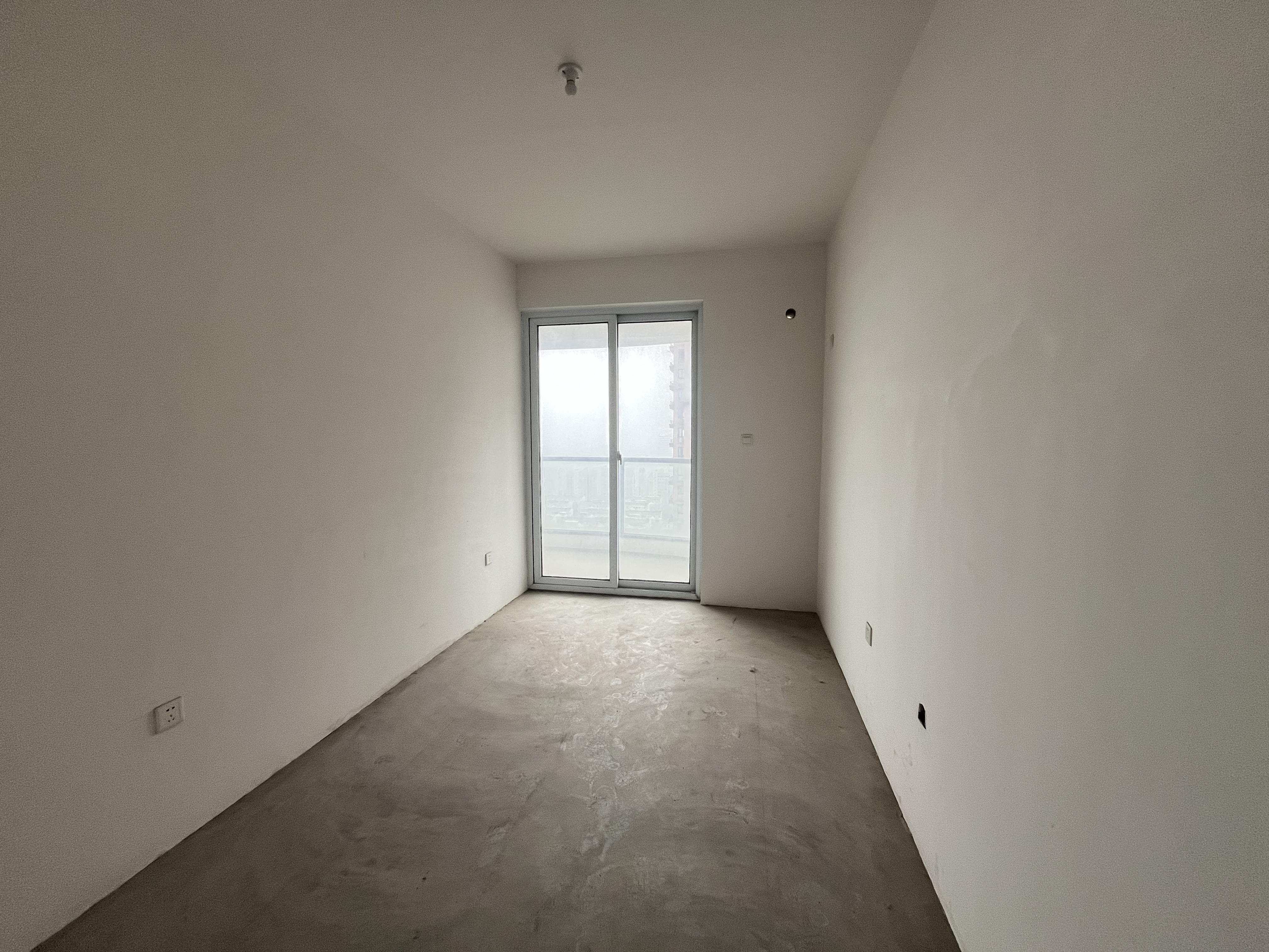 湖滨华庭 3室2厅1卫 91m&sup2;