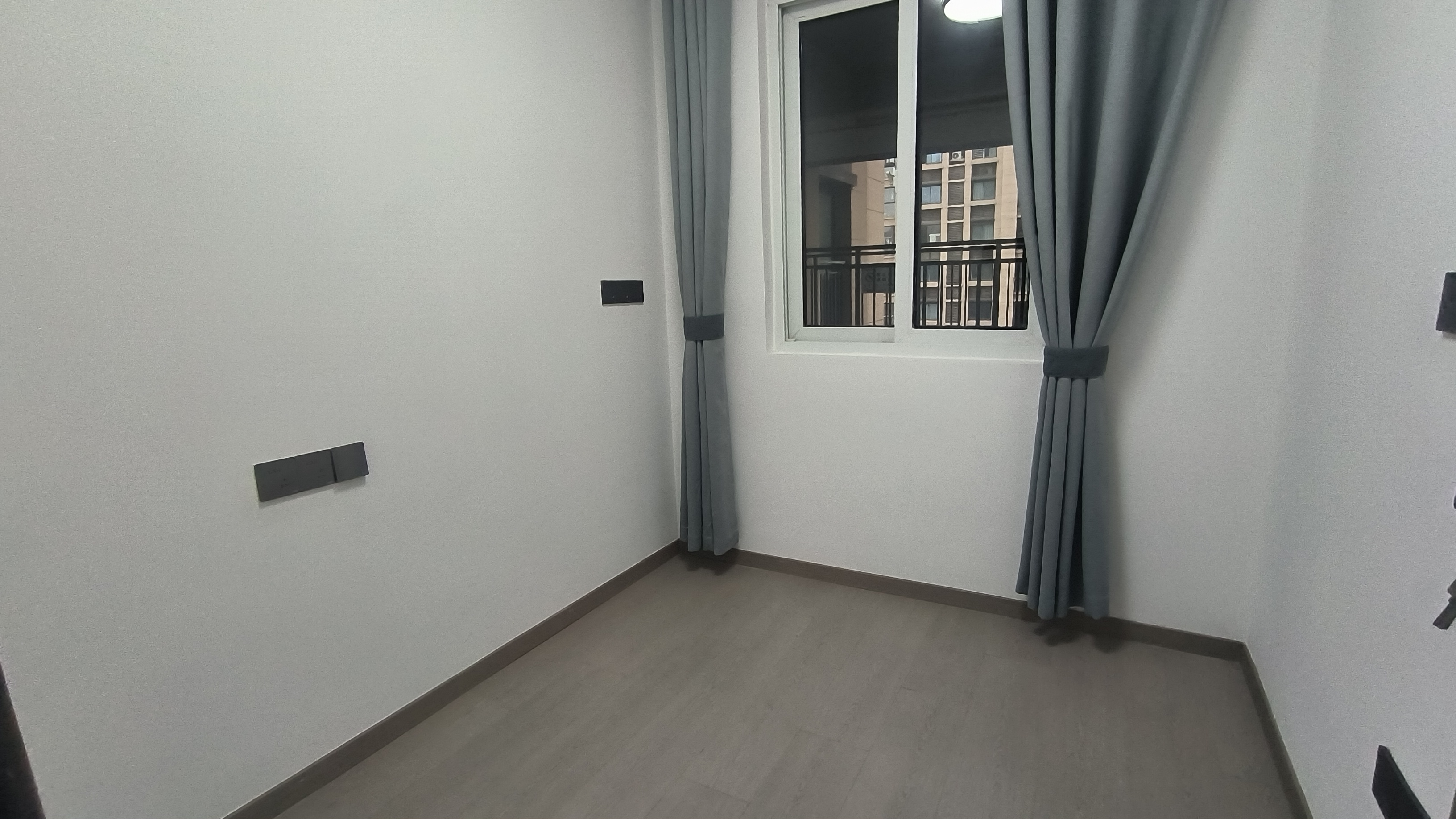 景瑞御府 3室2厅1卫 93.00m&sup2;