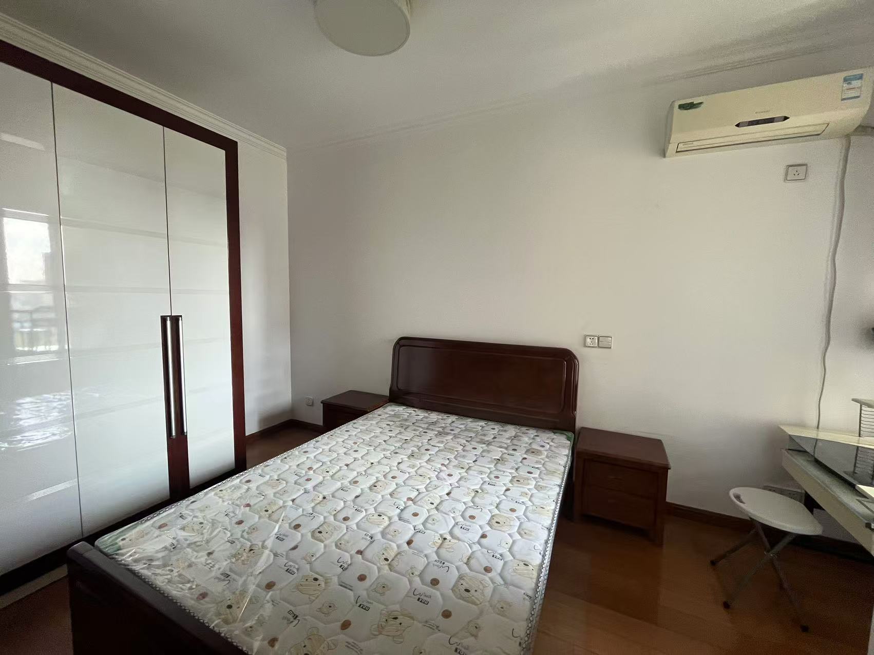 景瑞望府 2室2厅1卫 95m&sup2;