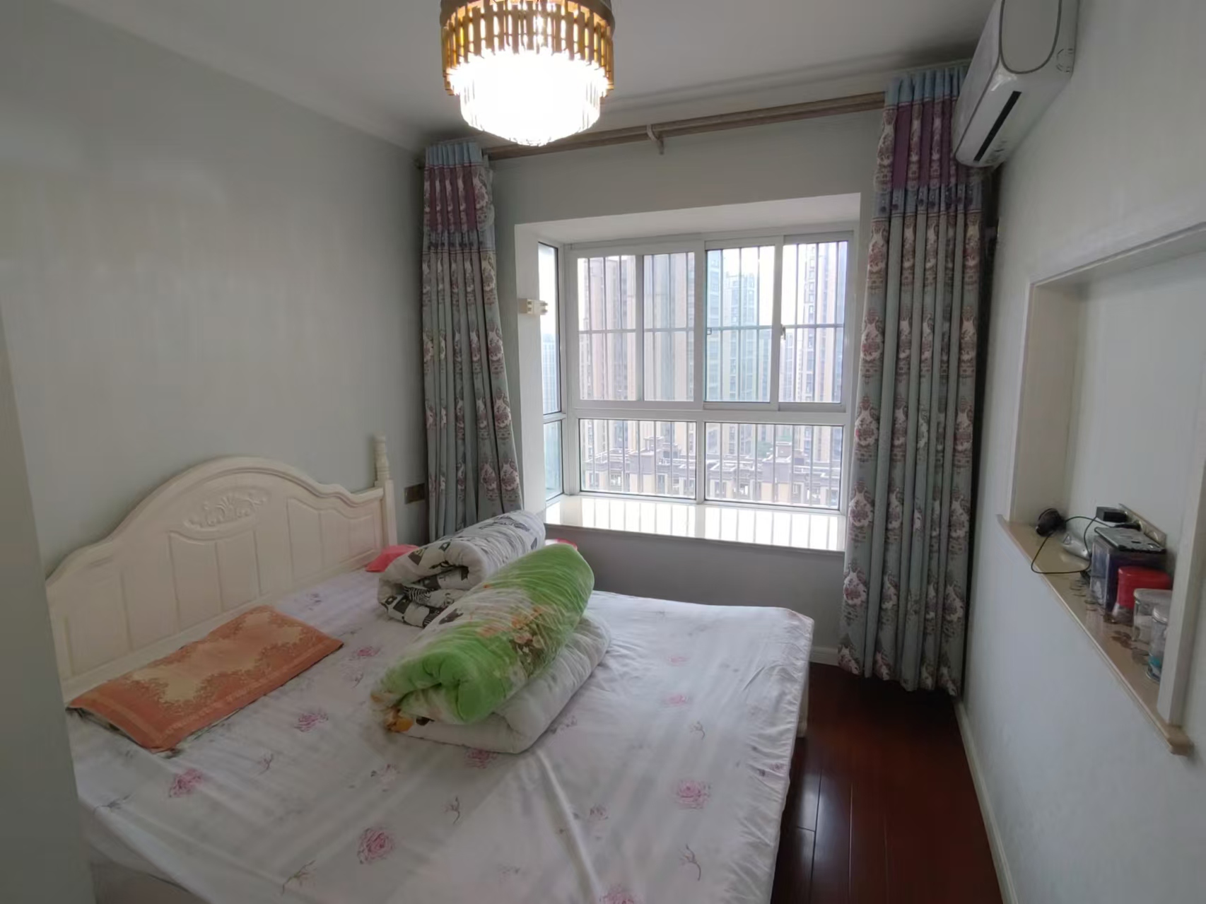 尚海城 6室3厅3卫 151.16m&sup2;