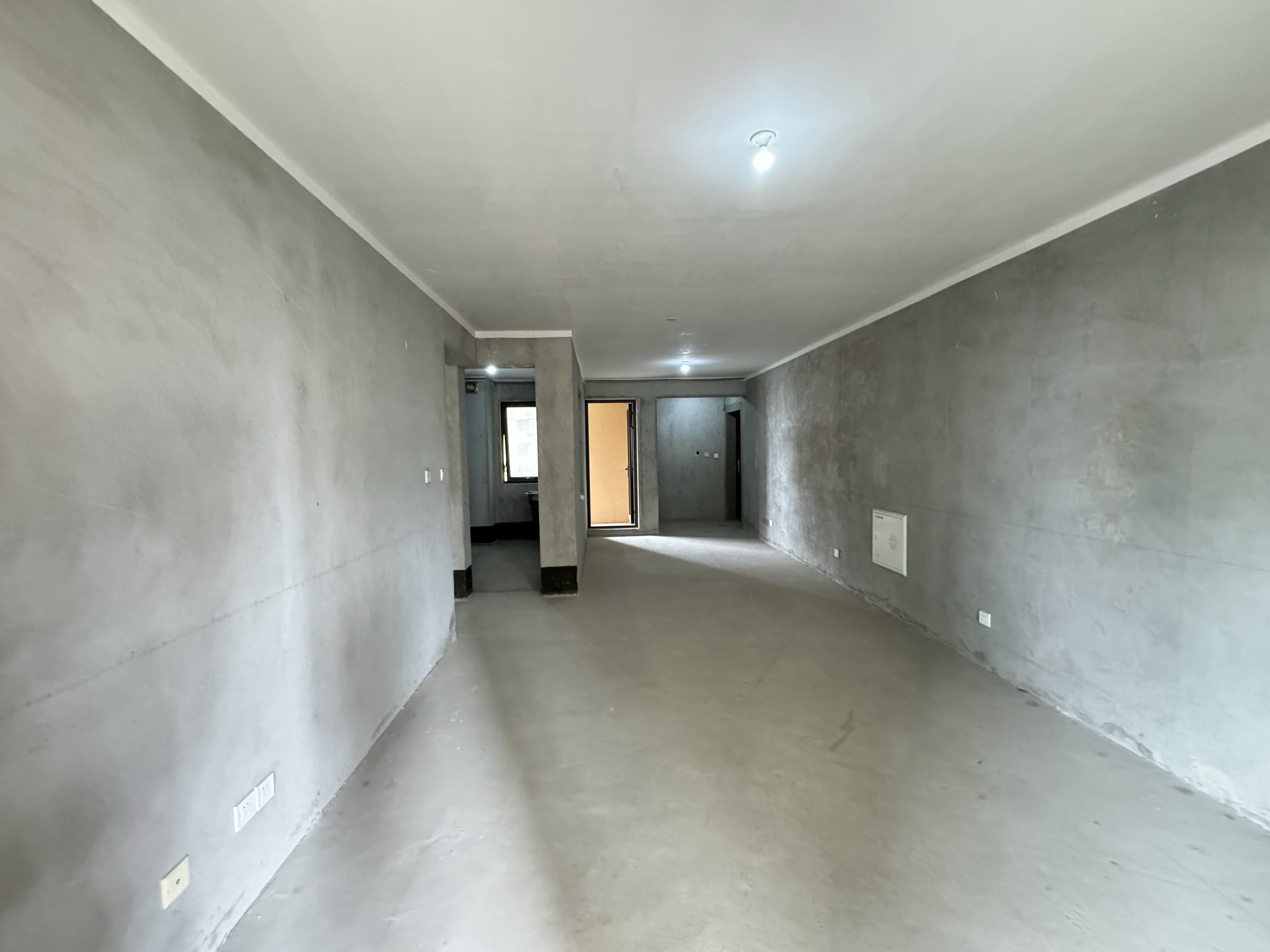 保利香槟国际 4室2厅2卫 142m²