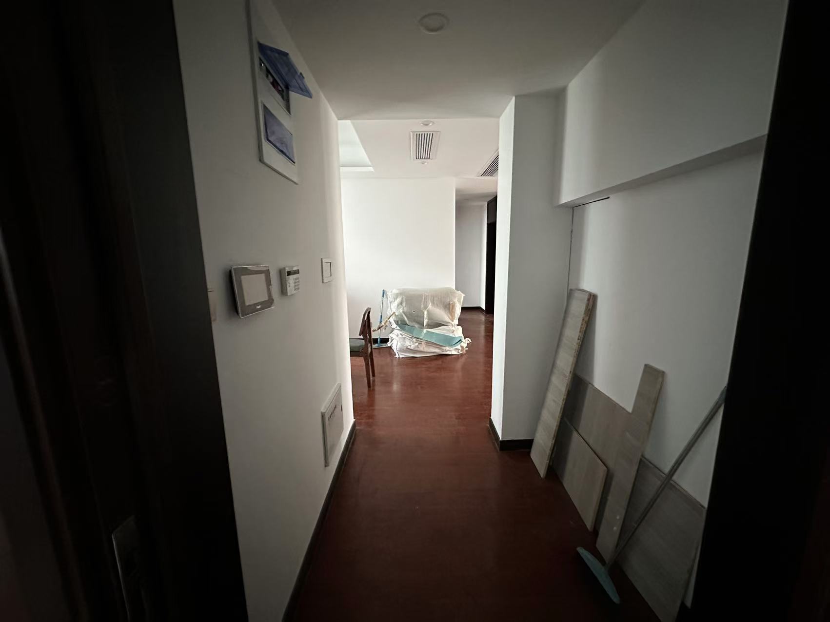 军山花园 3室1厅2卫 143.96m&sup2;