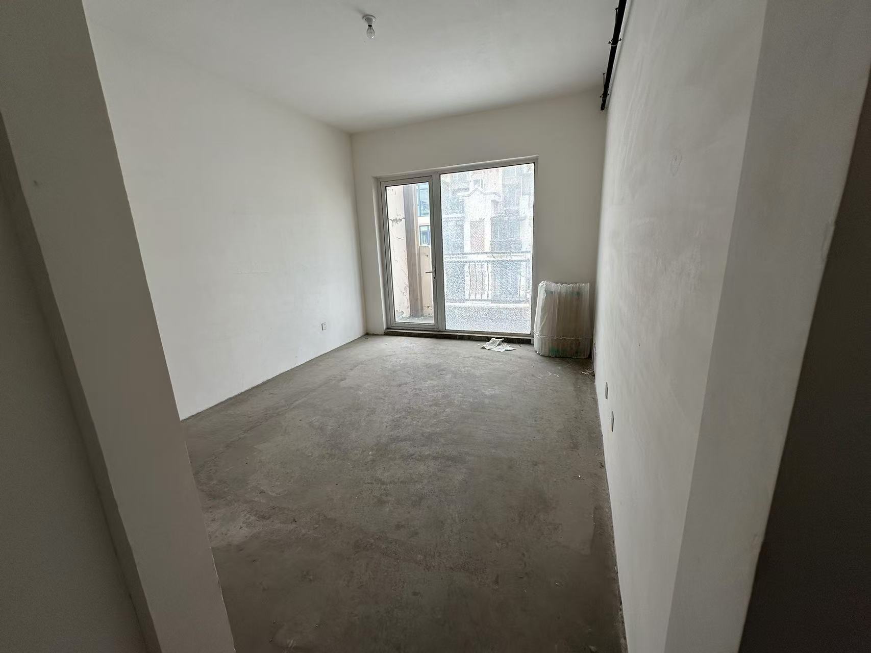 军山花园 5室2厅4卫 262m&sup2;