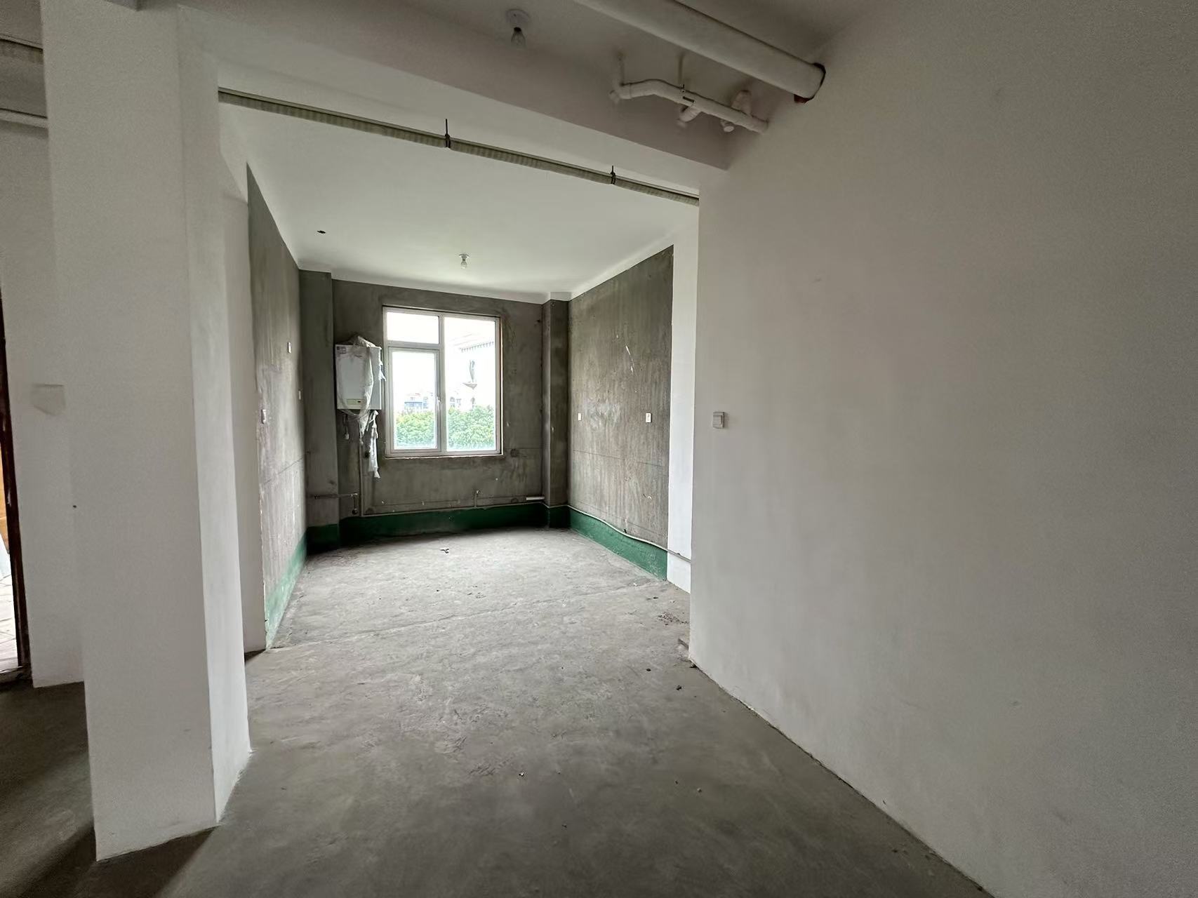 军山花园 5室2厅4卫 262m&sup2;