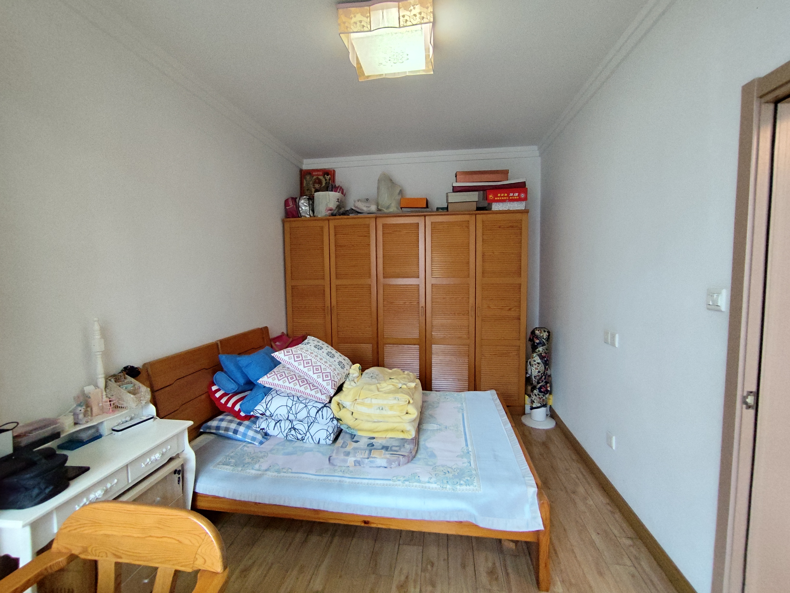 中南世纪花城一期 2室2厅1卫 99m²