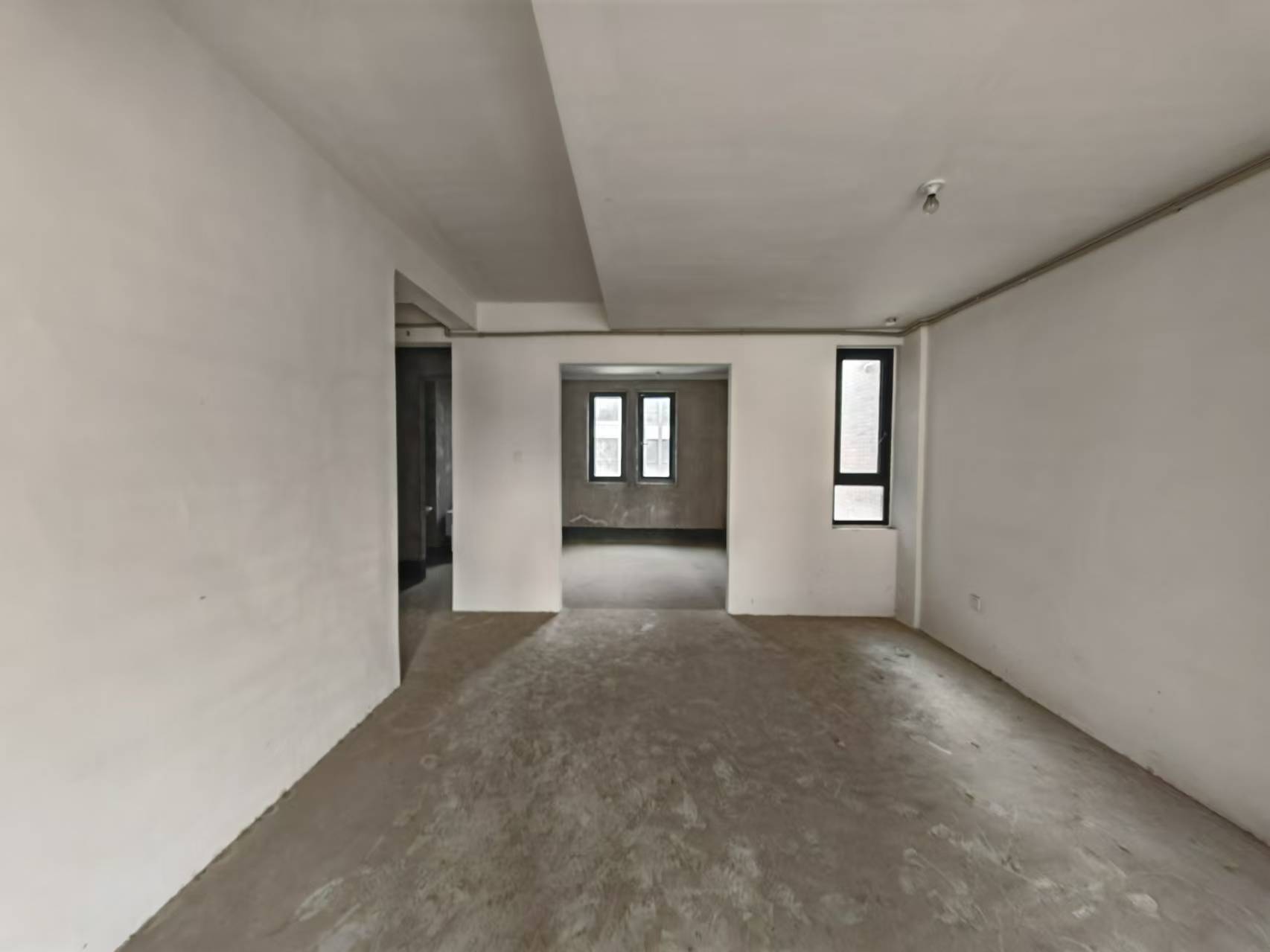 山水壹号 4室2厅2卫 235m&sup2;