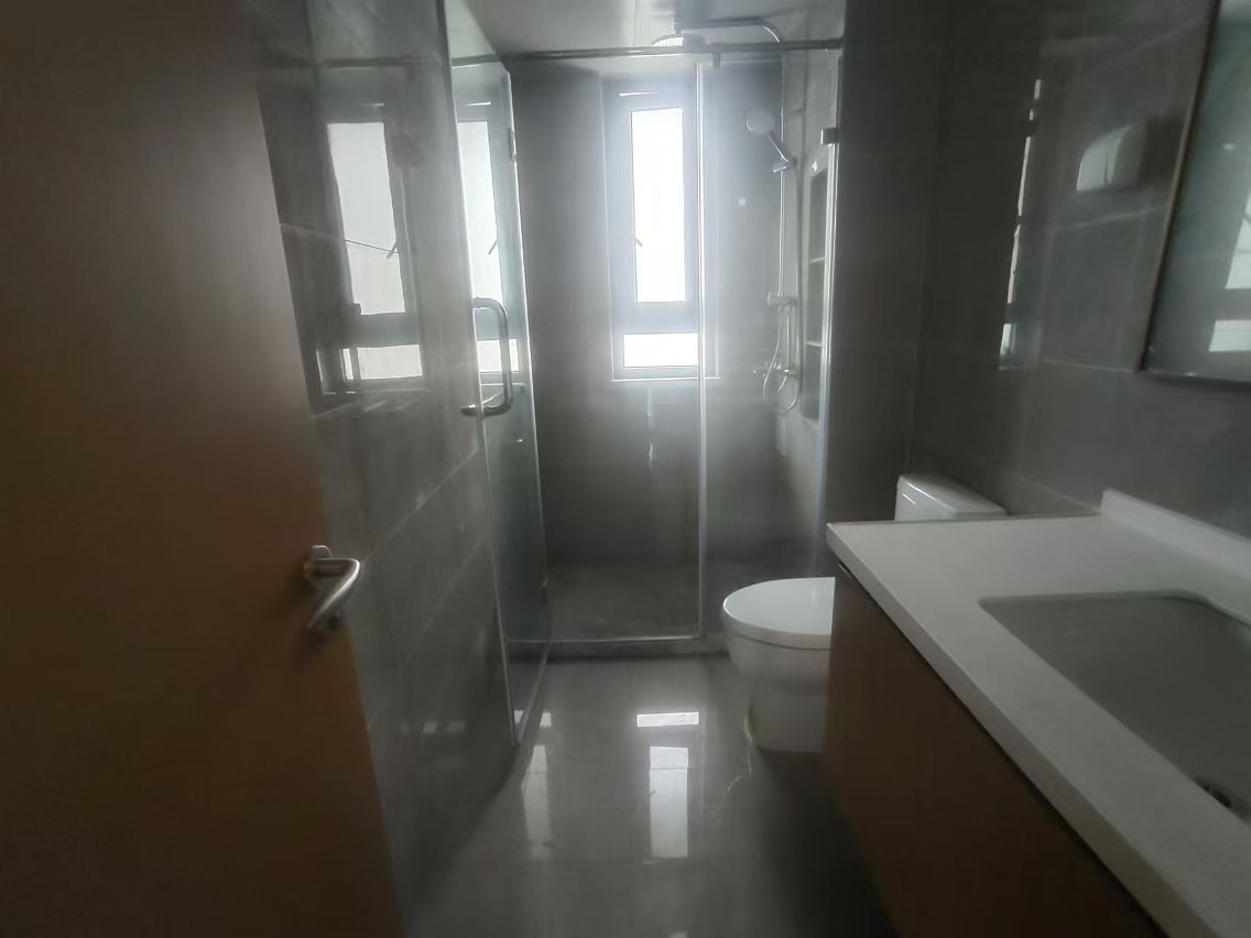 海纳春江 3室2厅2卫 112.23m&sup2;