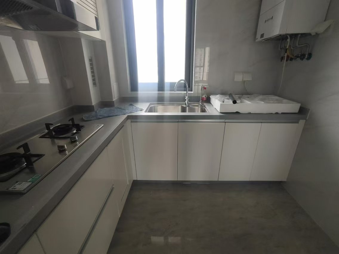 海纳春江 3室2厅2卫 112.23m&sup2;