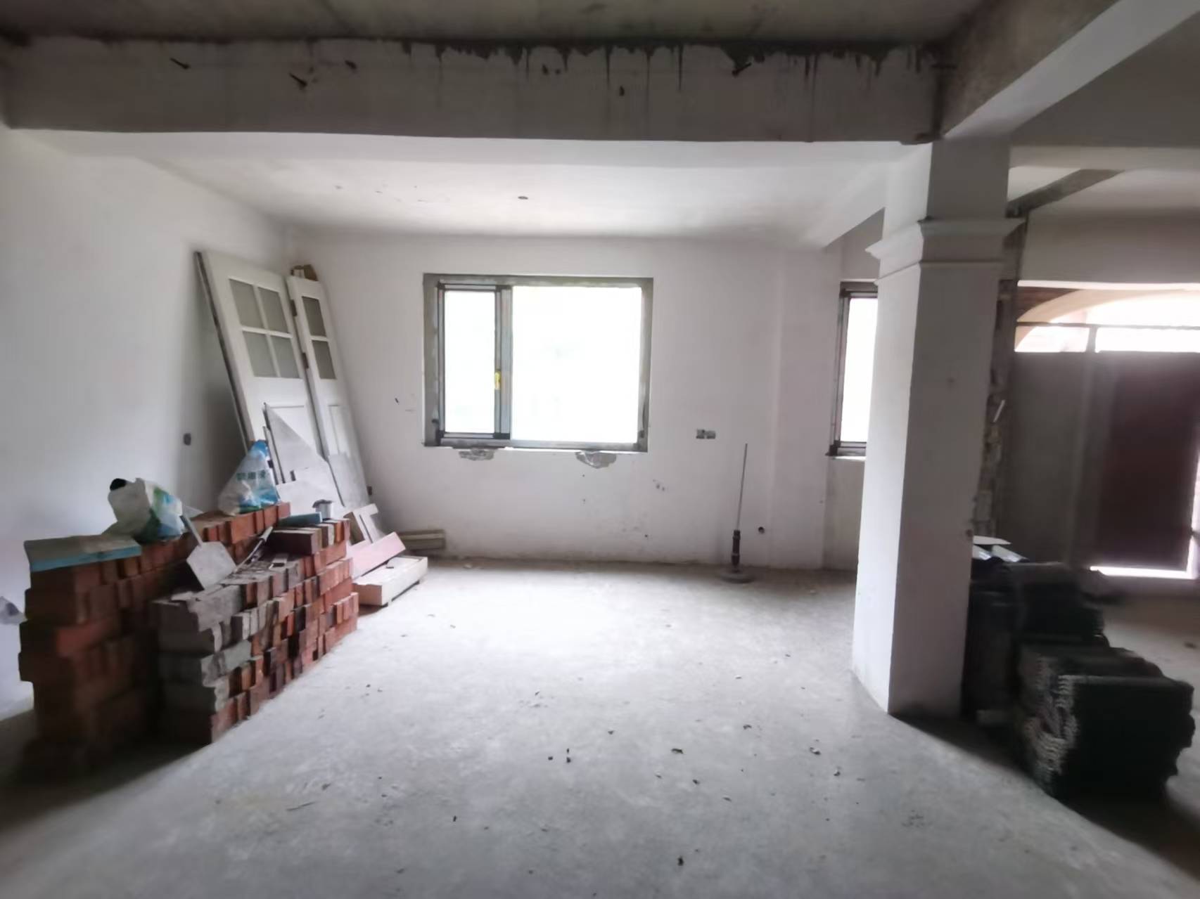 紫琅上郡 6室2厅4卫 267.00m&sup2;