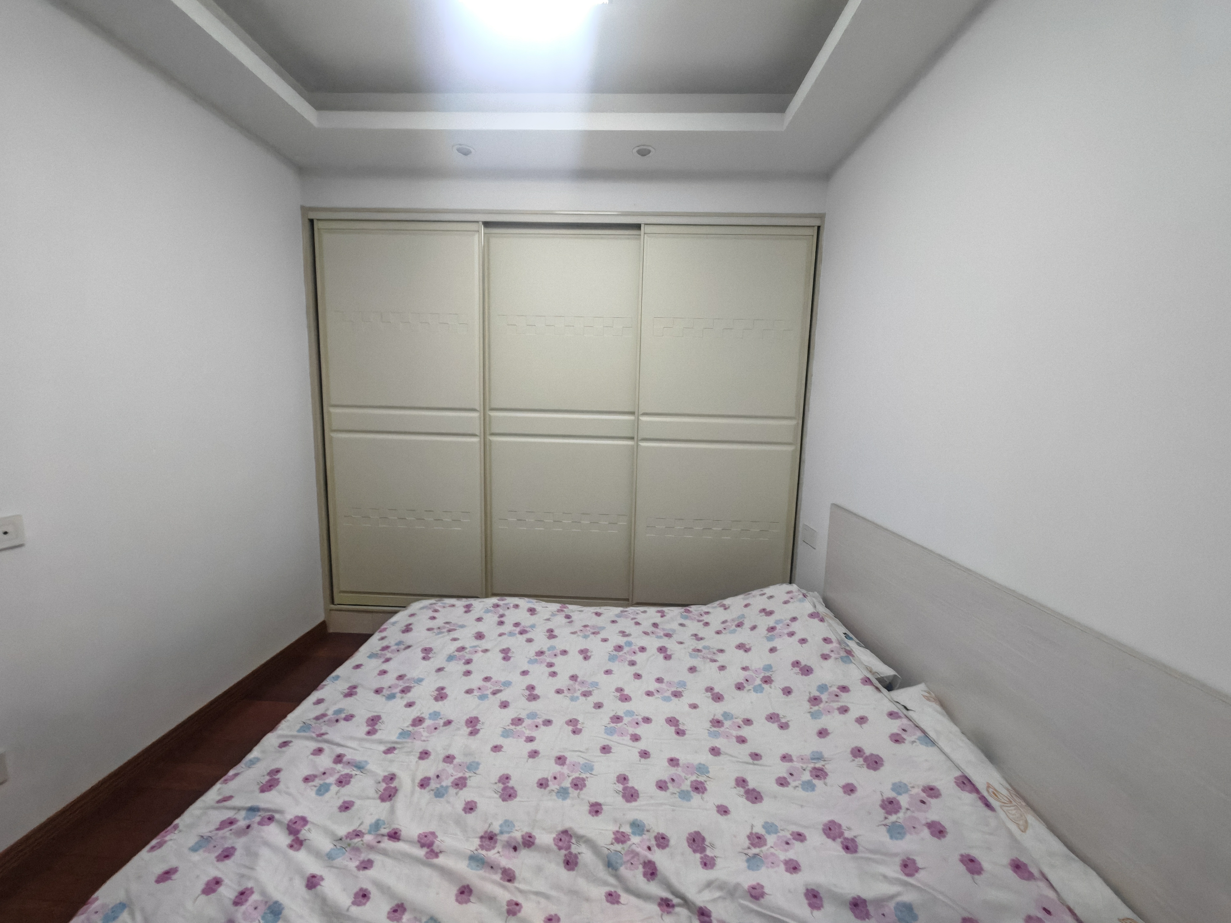 御景湾 2室2厅1卫 82m&sup2;