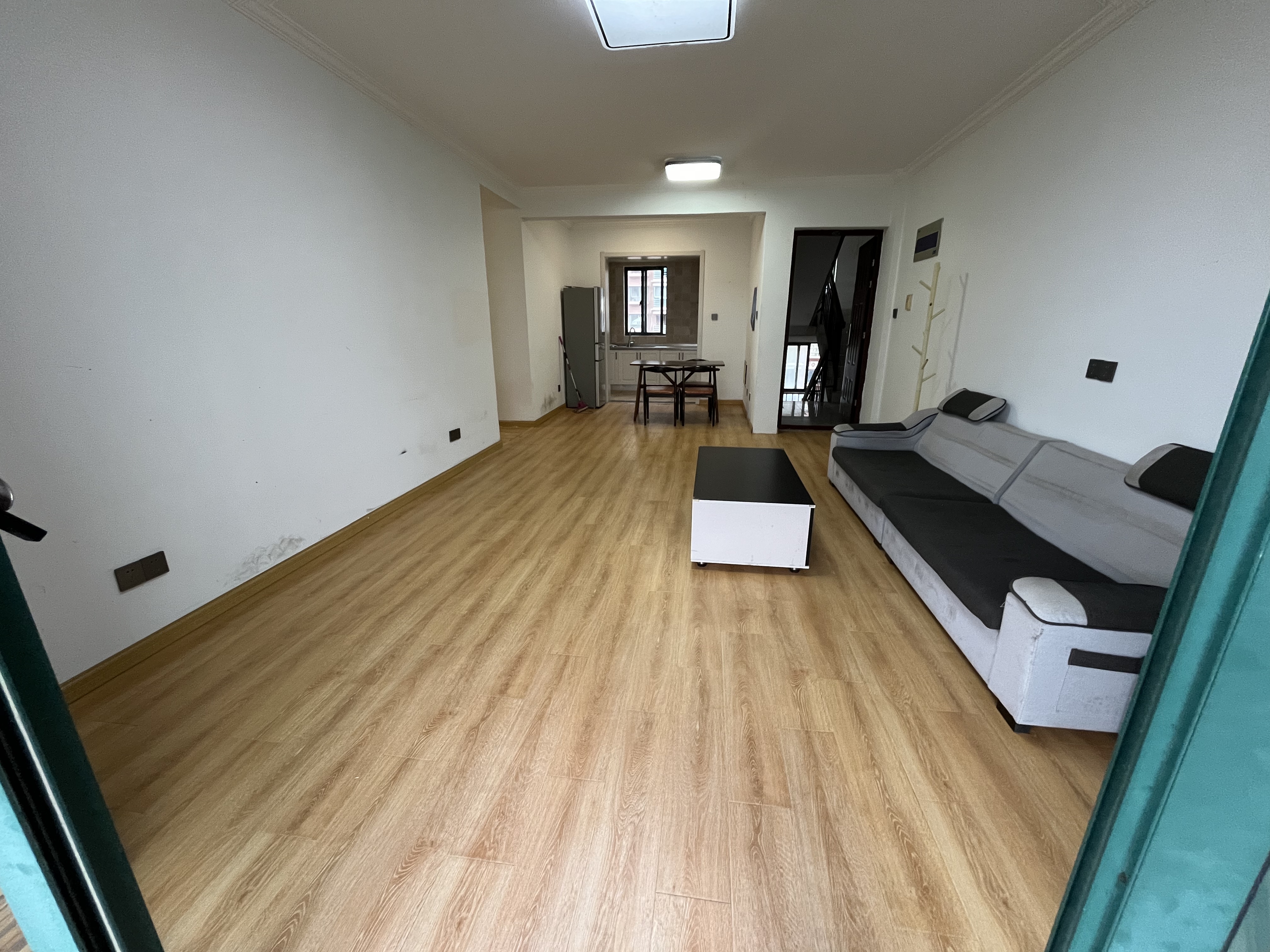 源兴花苑南区 3室2厅1卫 120m&sup2;