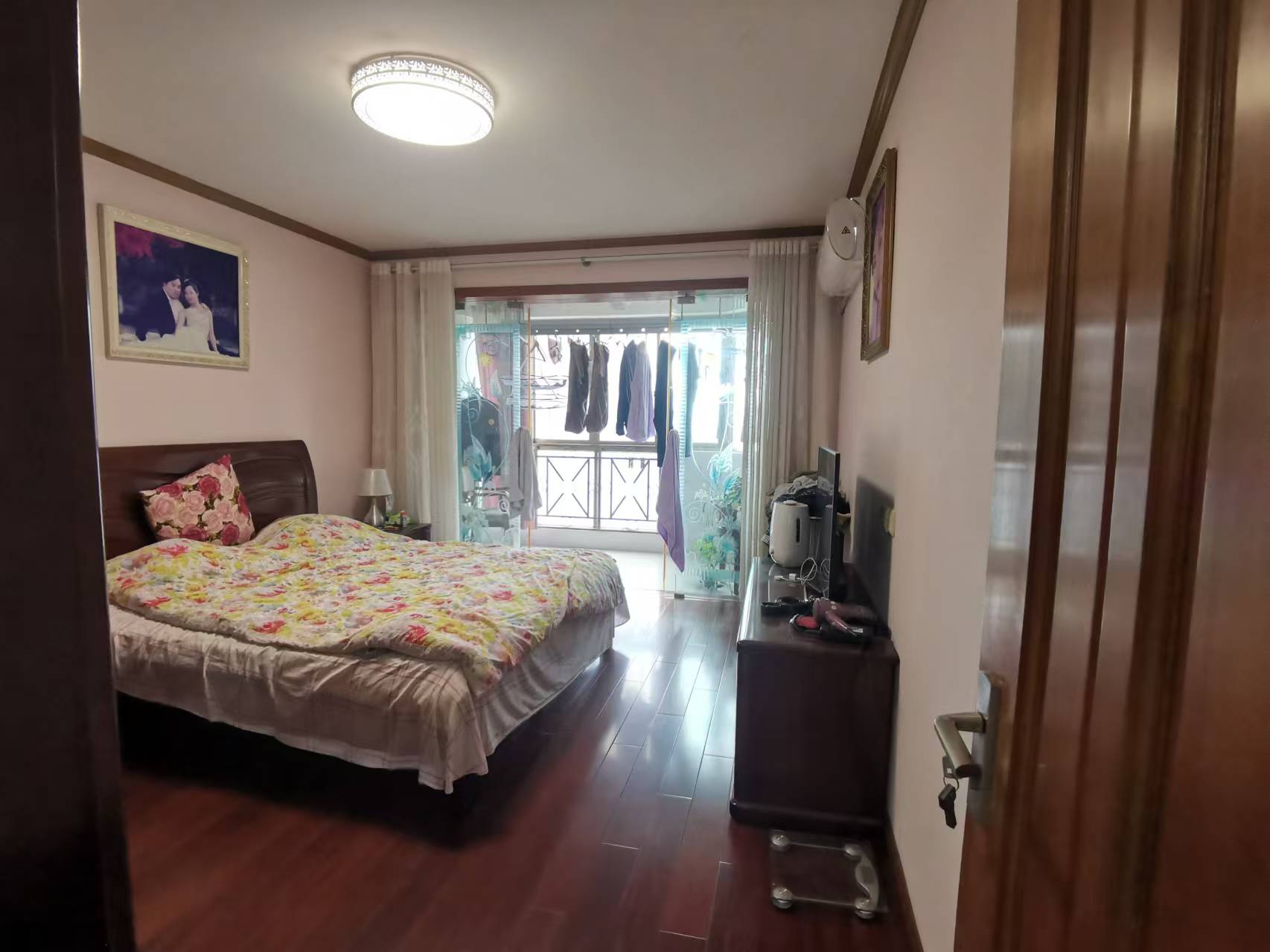 天都花苑 2室2厅1卫 104m&sup2;