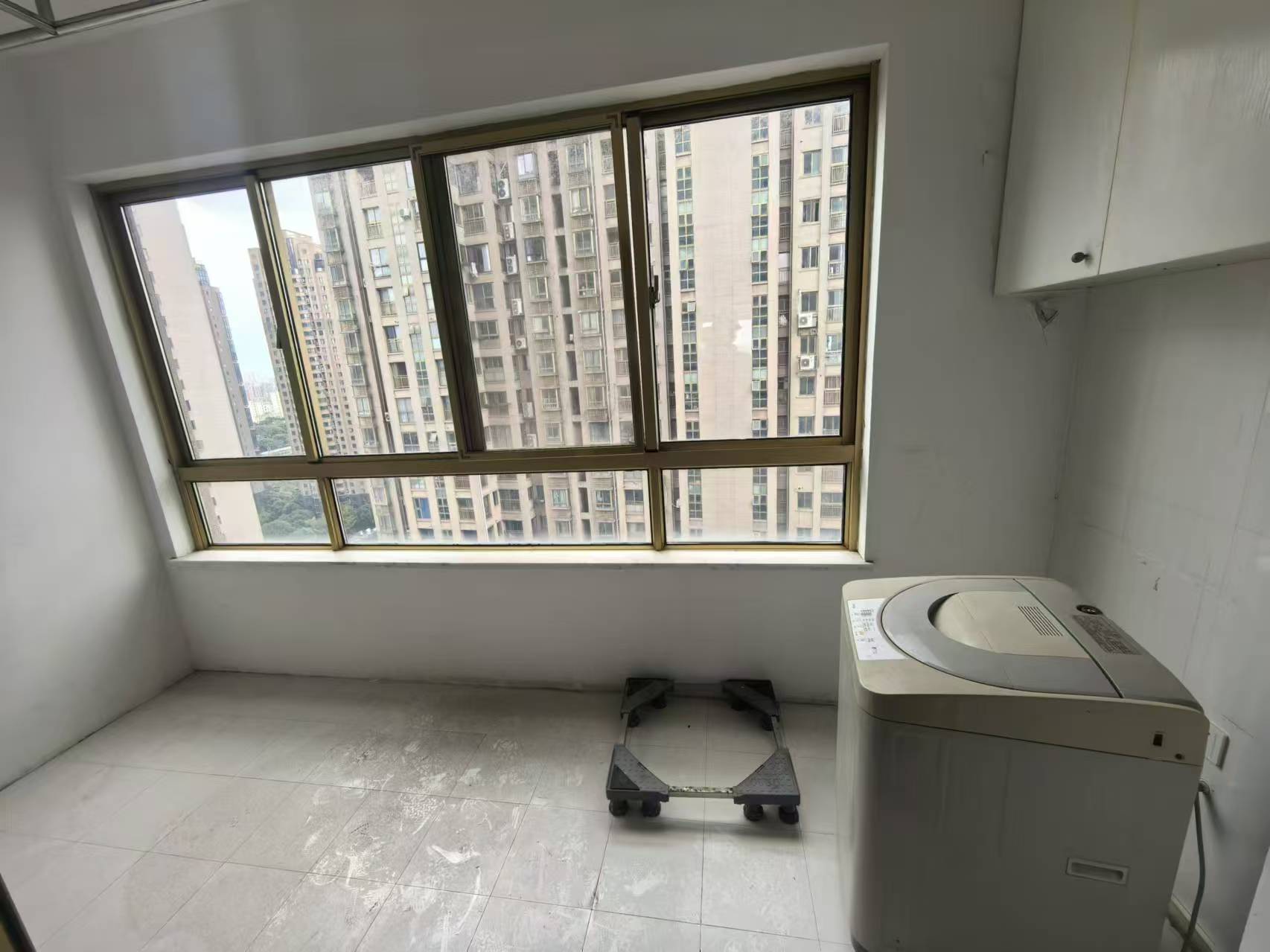 尚海湾 4室2厅2卫 170m&sup2;
