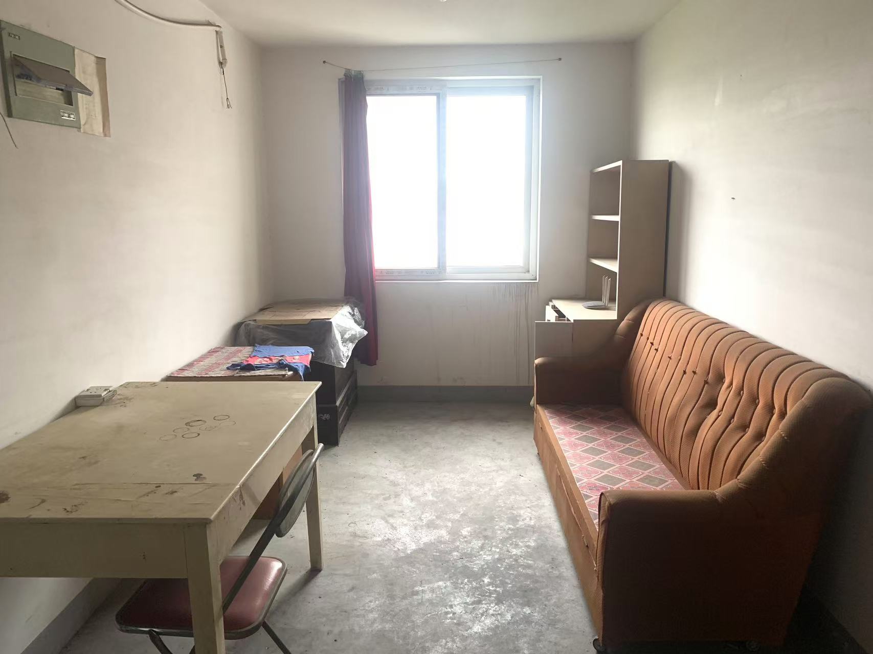 怡园北村北区 3室2厅1卫 100.00m&sup2;