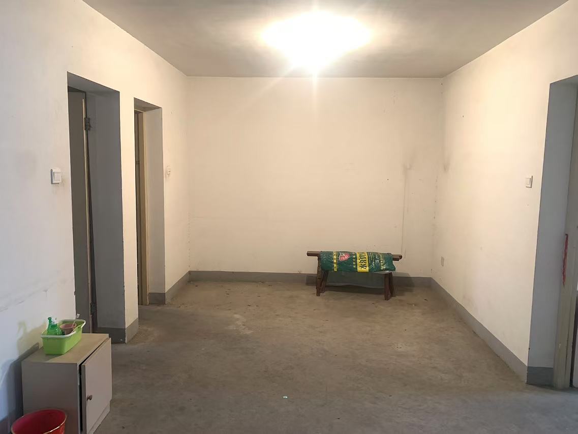 怡园北村北区 3室2厅1卫 100.00m&sup2;