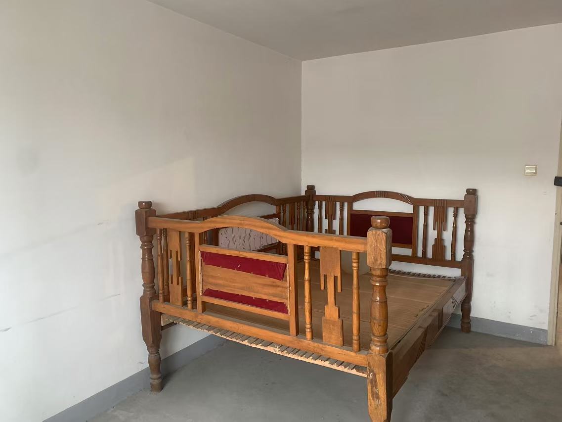 怡园北村北区 3室2厅1卫 100.00m&sup2;