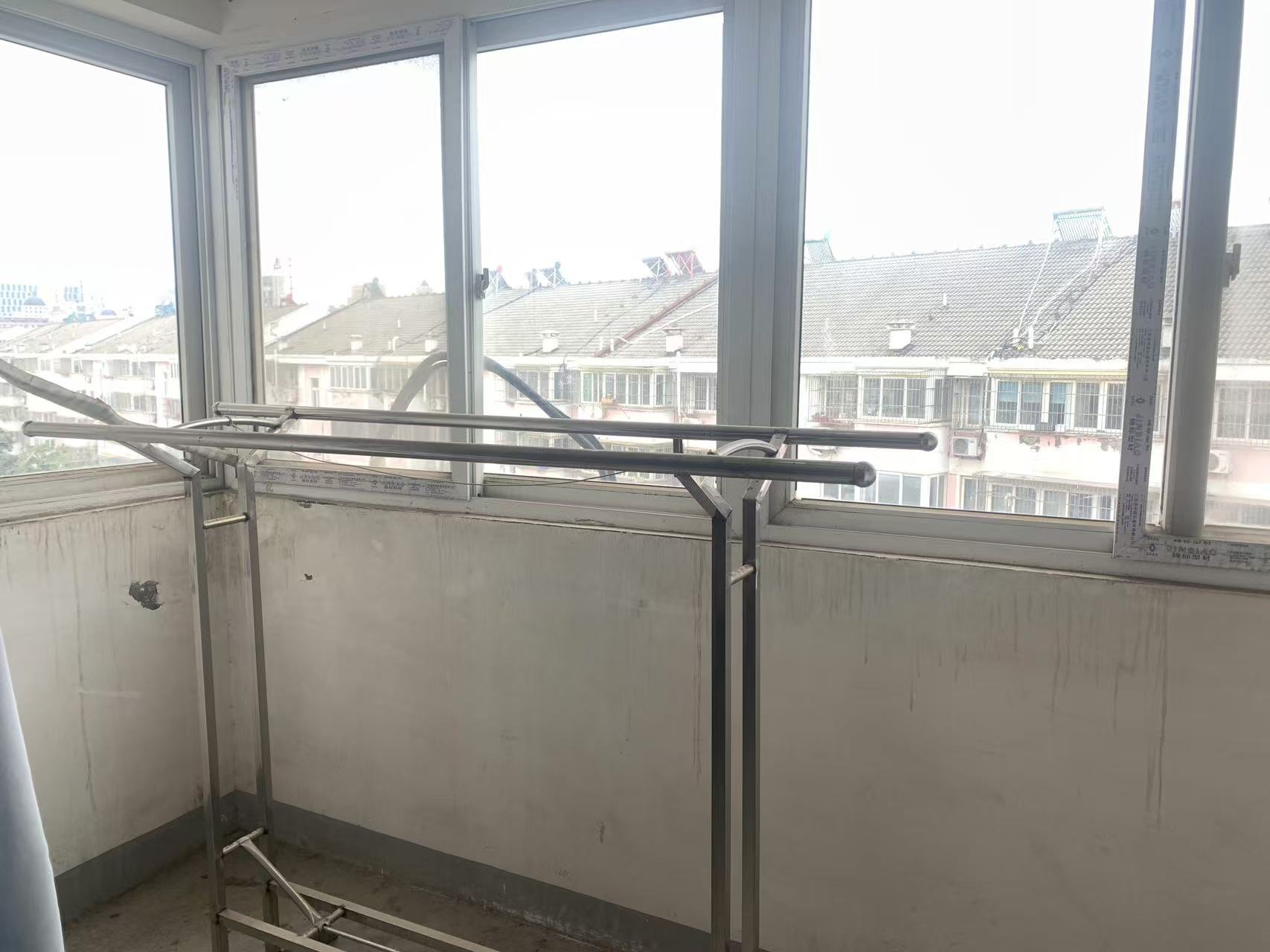 怡园北村北区 3室2厅1卫 100.00m&sup2;
