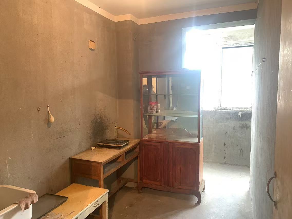 怡园北村北区 3室2厅1卫 100.00m&sup2;