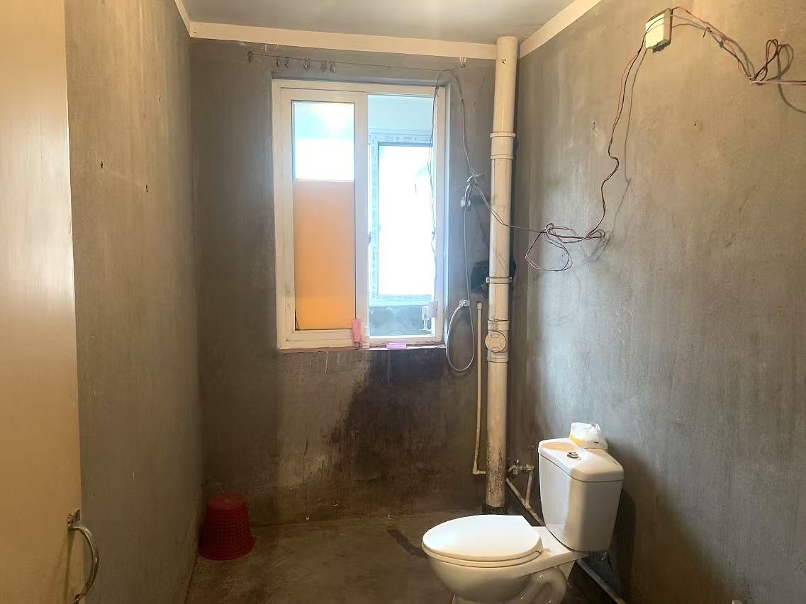 怡园北村北区 3室2厅1卫 100.00m&sup2;