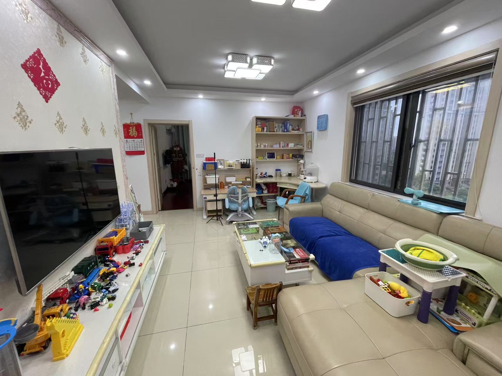 紫东南苑北区 2室1厅1卫 95m²