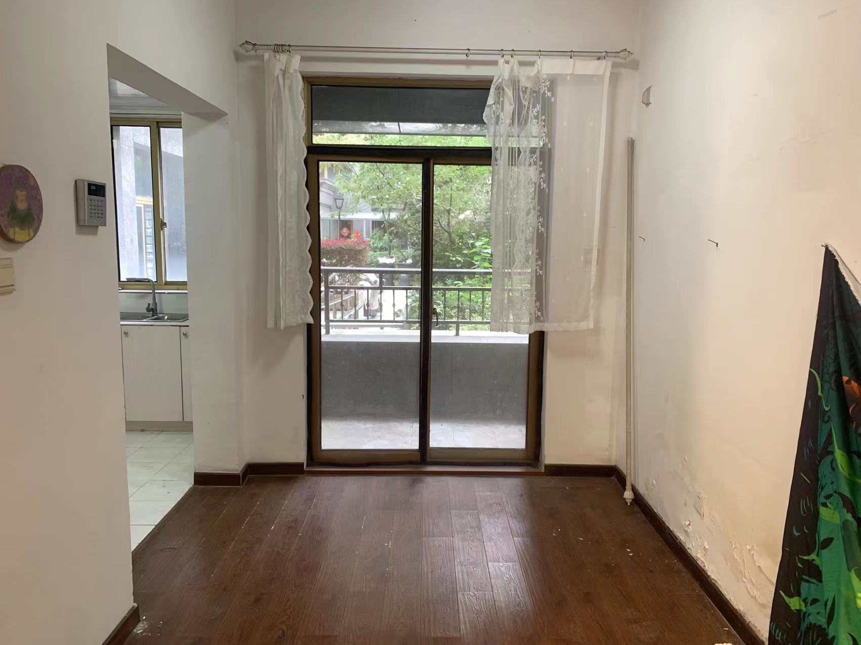 恒盛豪庭 2室1厅1卫 105.58m²