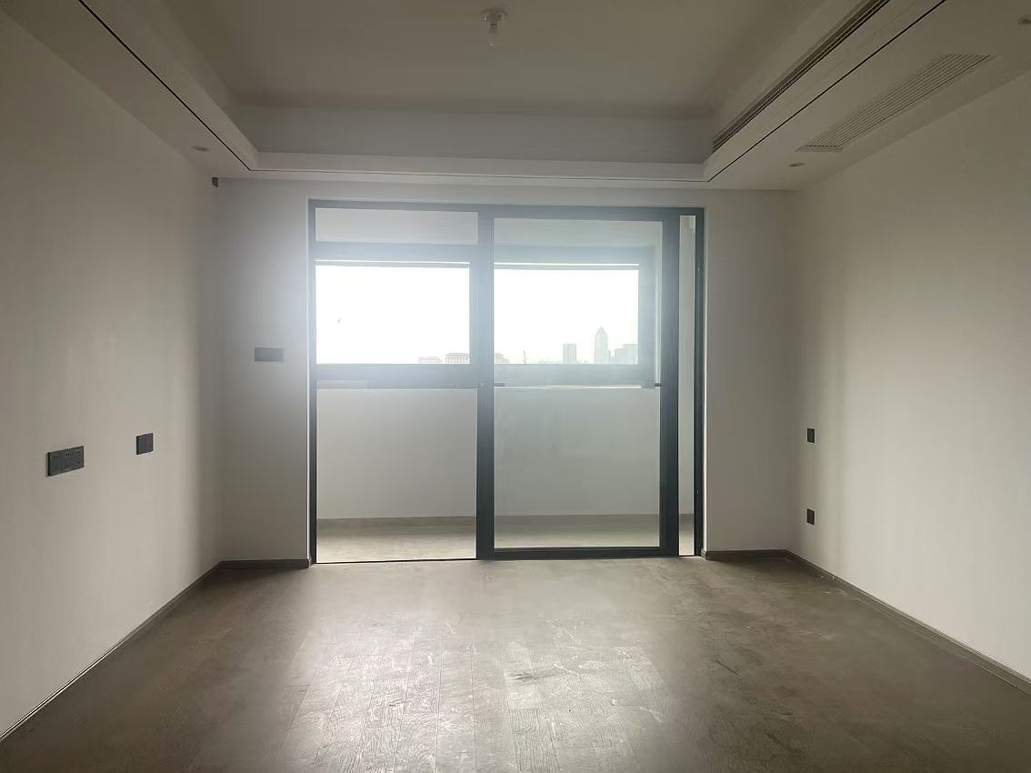 美的云筑 4室2厅2卫 127m²