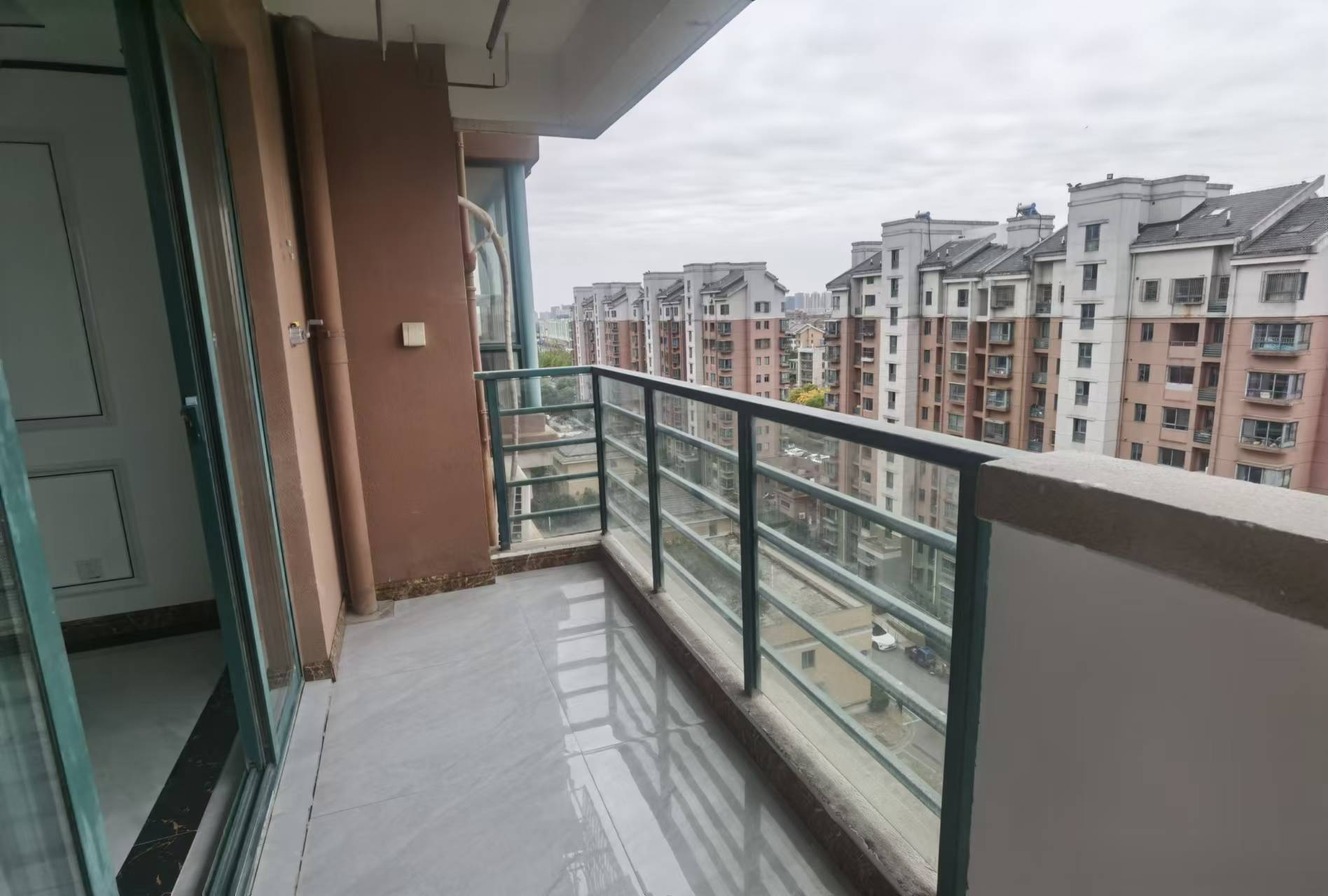 源兴花苑南区 2室2厅1卫 90m&sup2;
