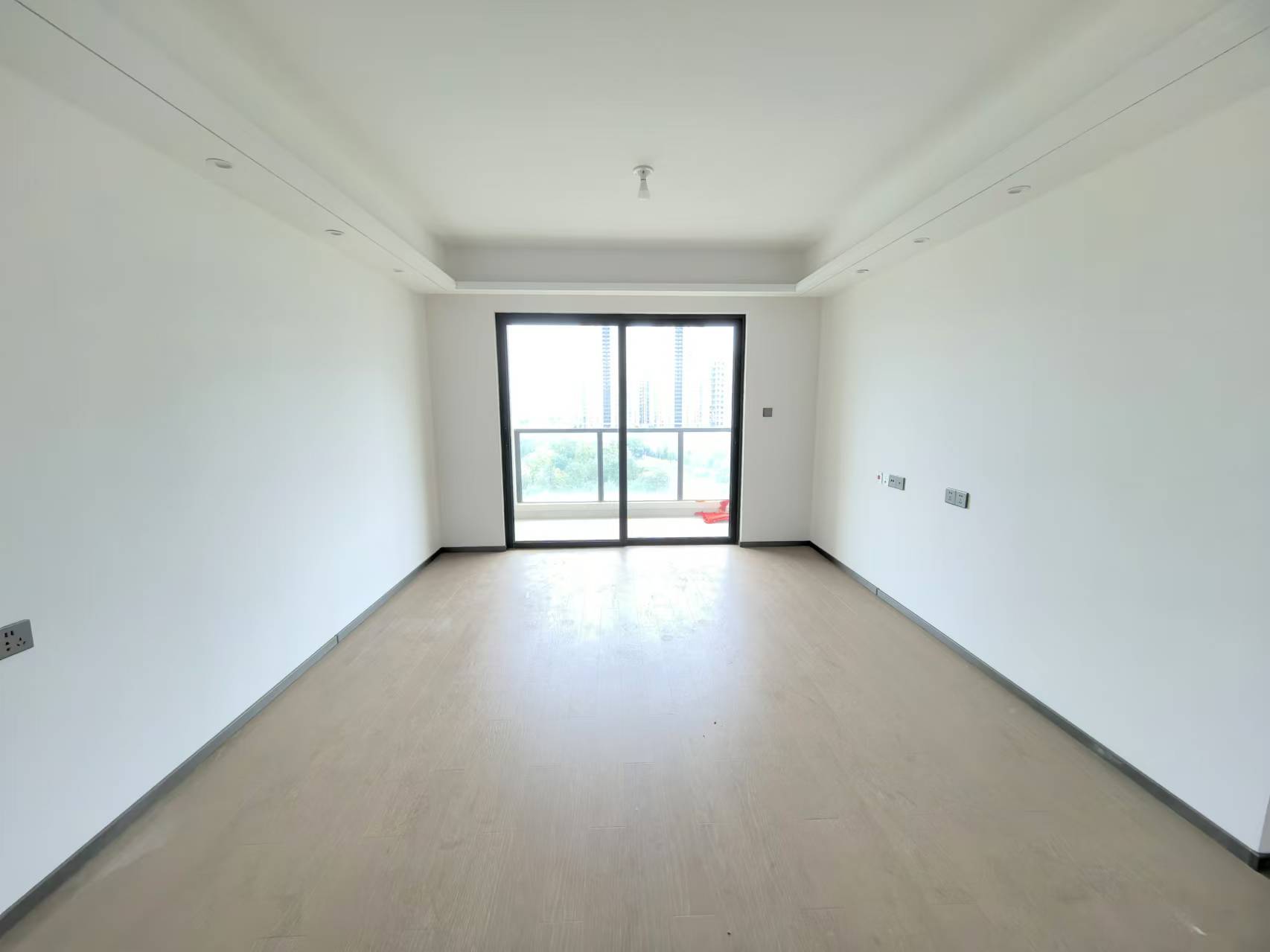 碧桂园公园星荟 3室2厅2卫 119m²