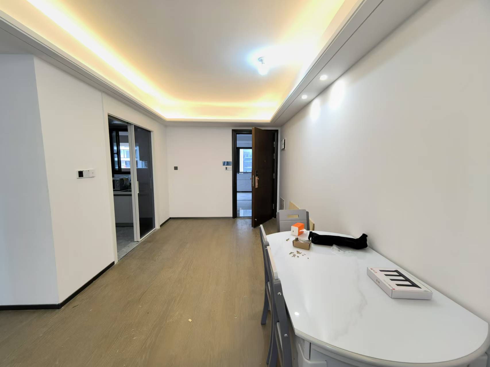 碧桂园公园星荟 3室2厅1卫 102.49m²