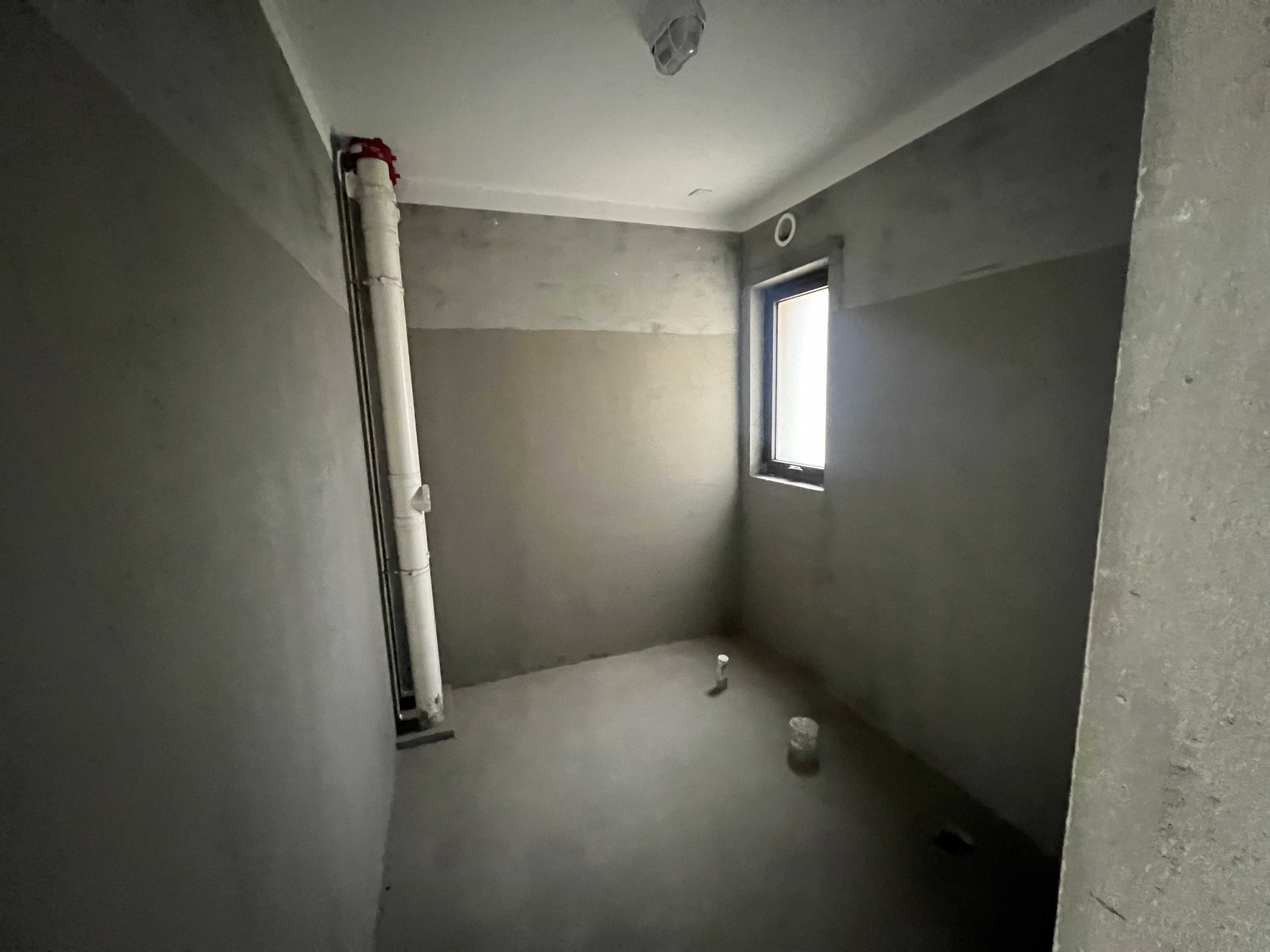 华强城四期 4室2厅2卫 142.14m&sup2;