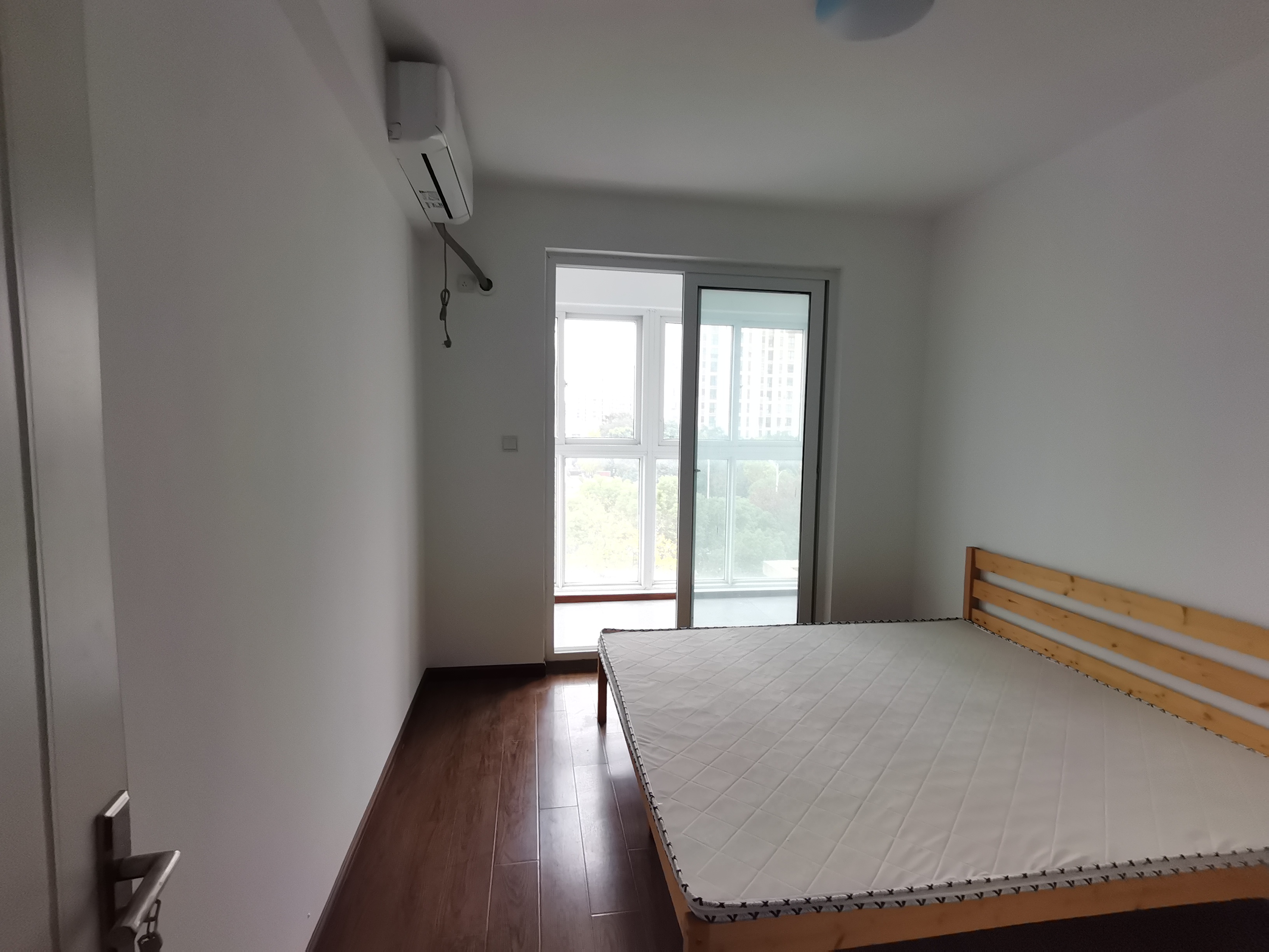 佳源都市 3室2厅2卫 121m&sup2;