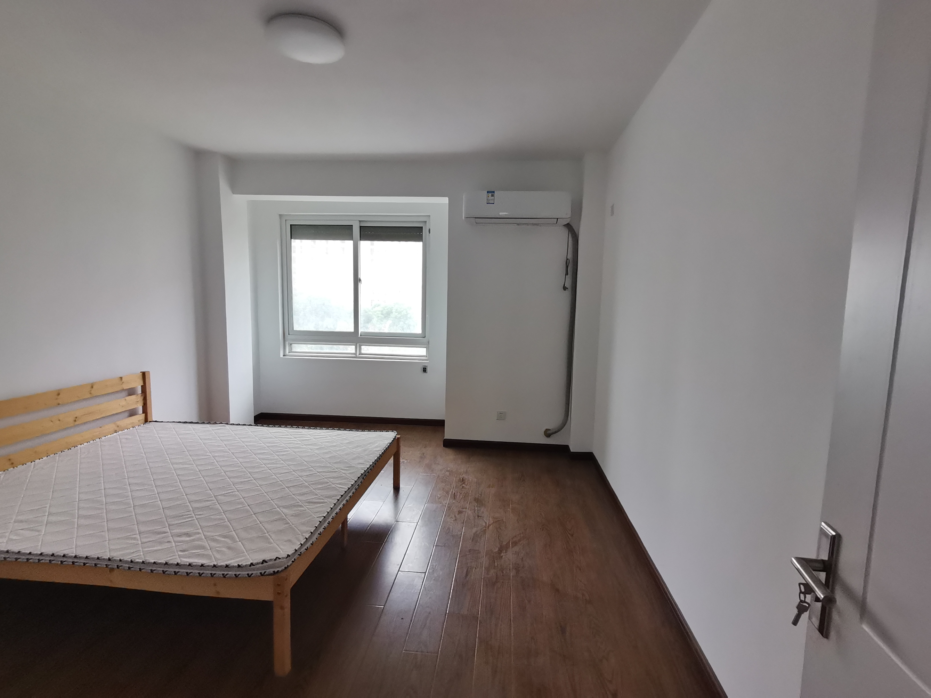 佳源都市 3室2厅2卫 121m&sup2;