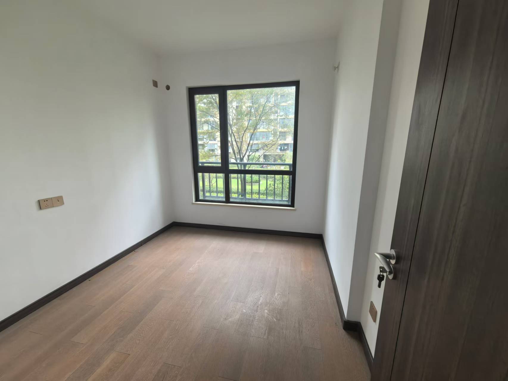 卓越万科新都会 4室2厅2卫 144m&sup2;