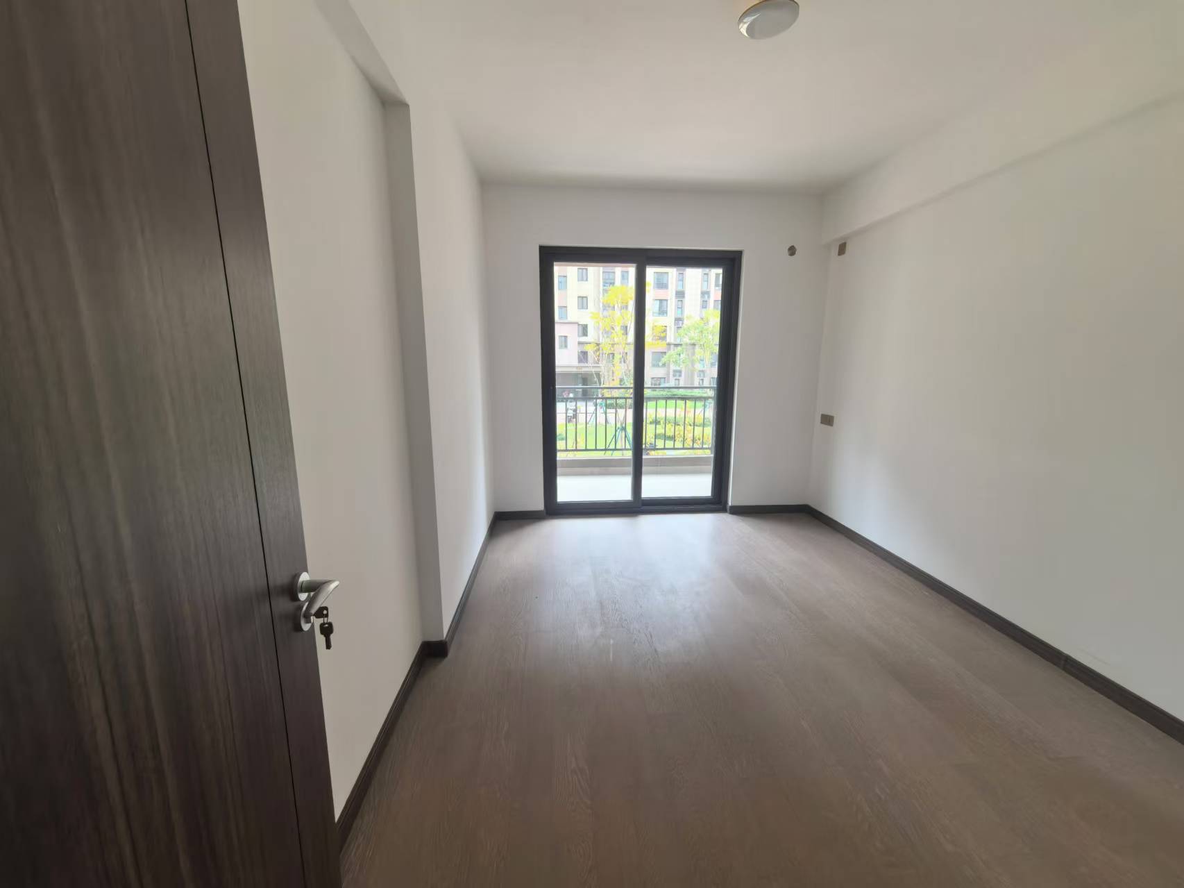 卓越万科新都会 4室2厅2卫 144m&sup2;