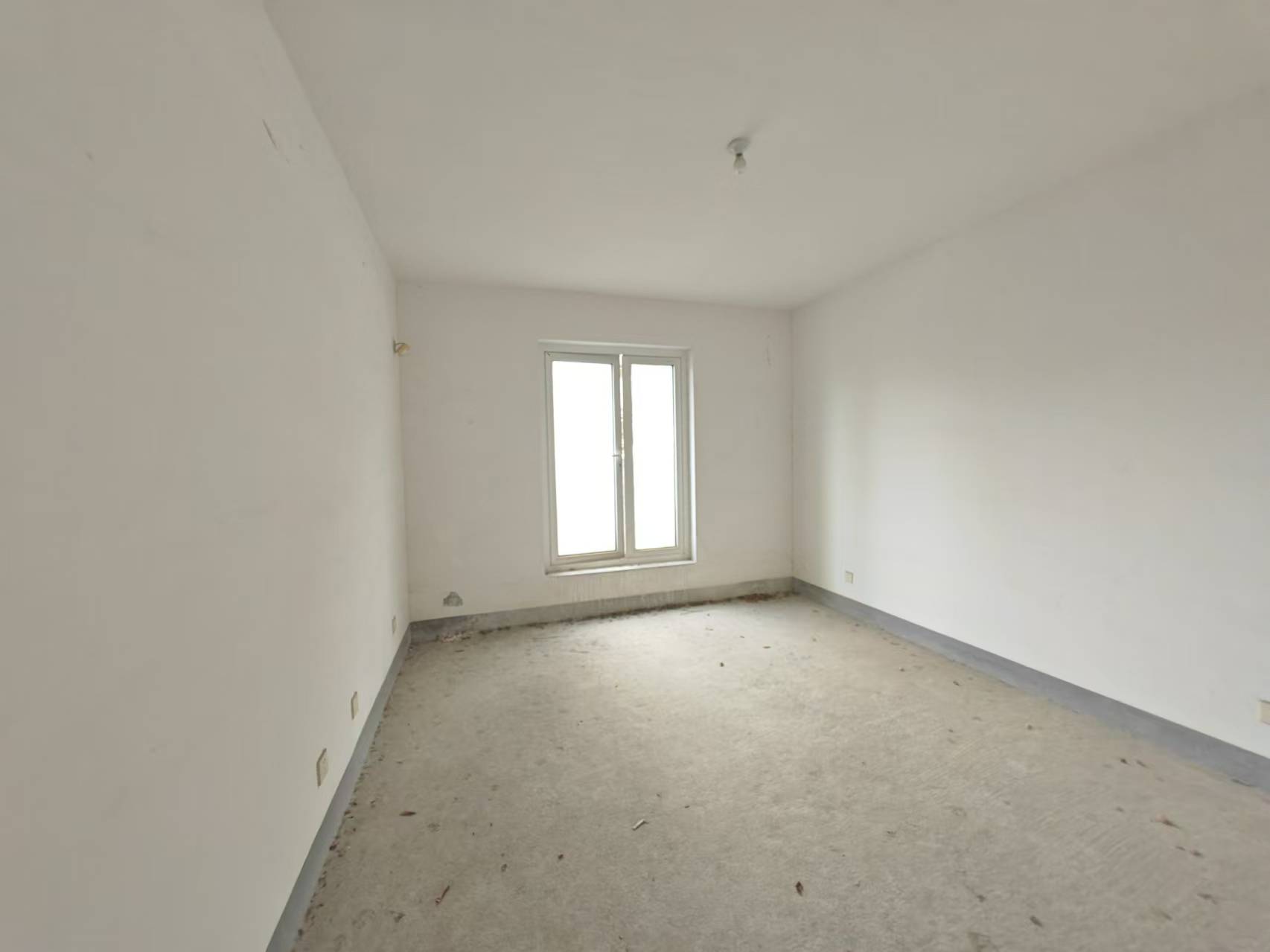 优山美地花园南区 4室2厅3卫 277.15m²