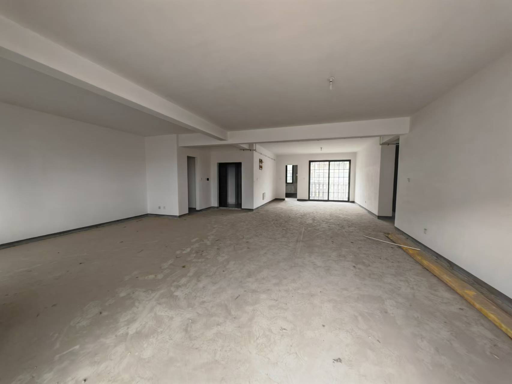 南通壹城水清木华 3室2厅3卫 251m&sup2;