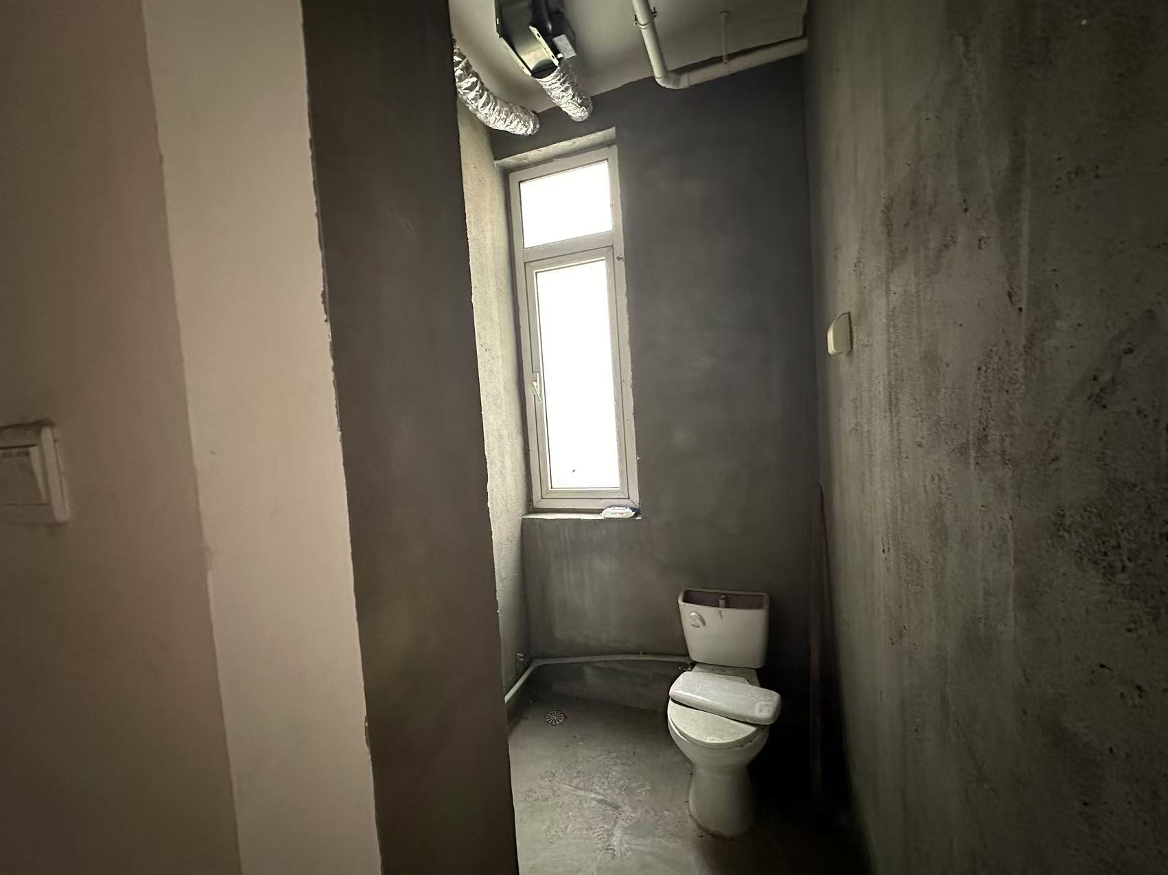 军山花园 4室2厅2卫 268.00m&sup2;