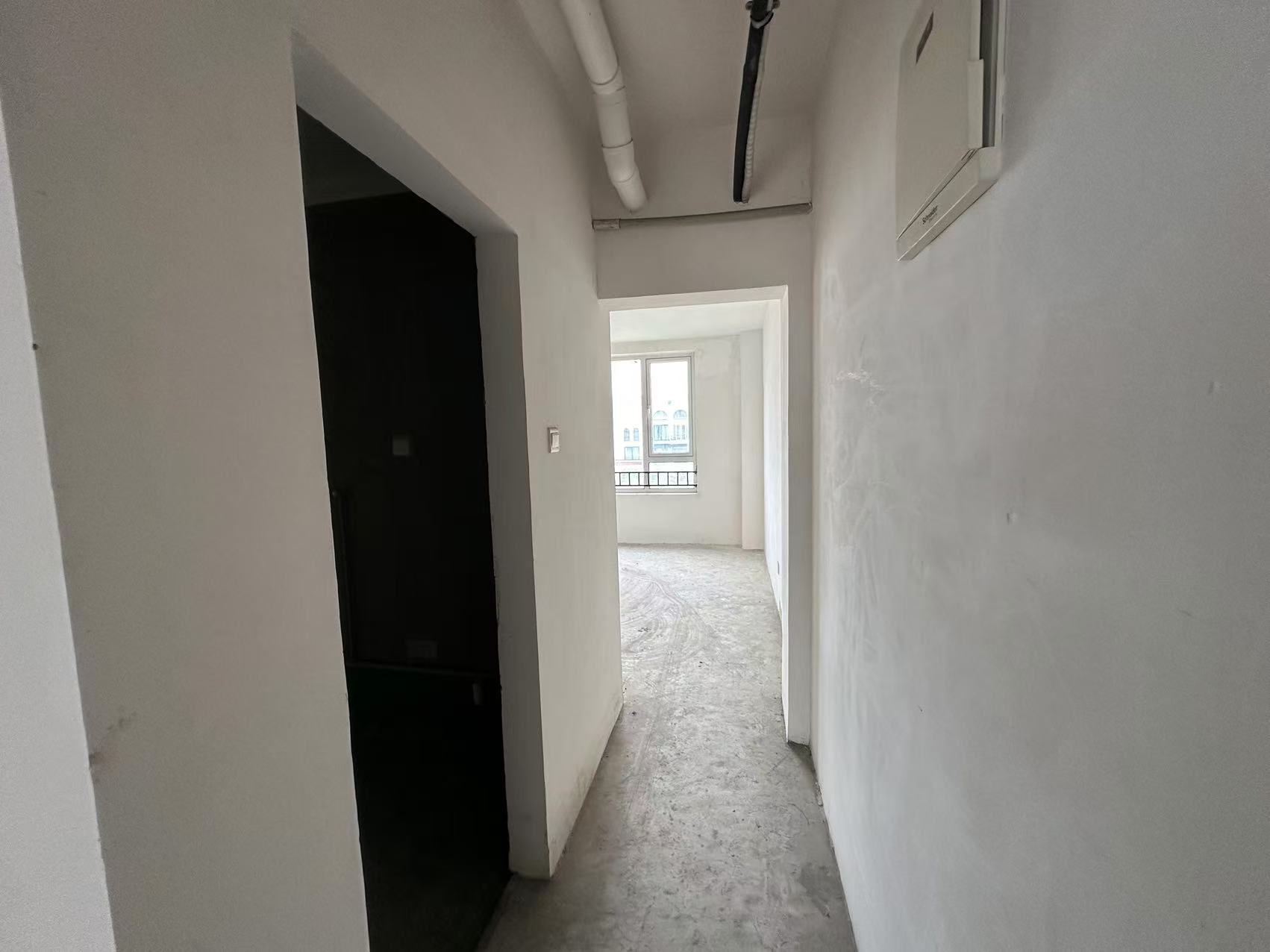 军山花园 4室2厅2卫 268.00m&sup2;