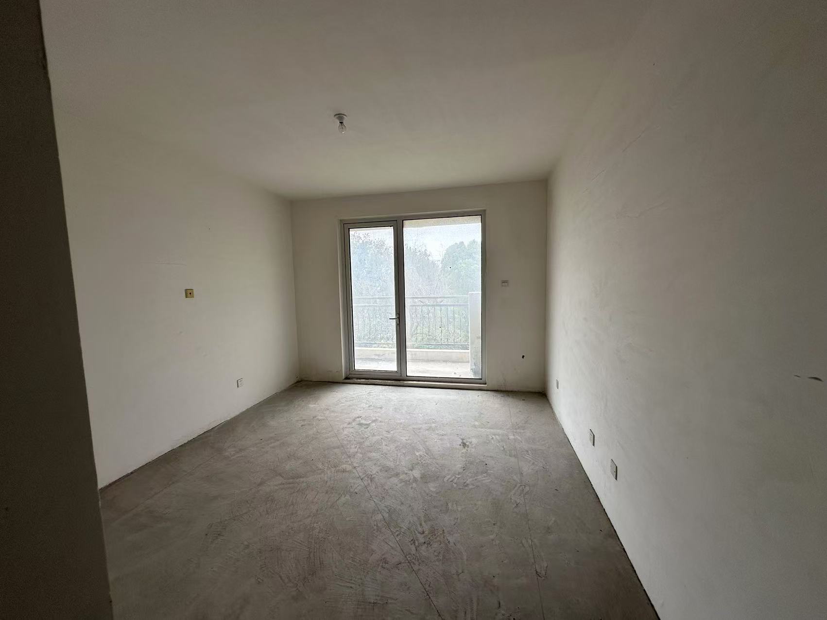 军山花园 1室1厅1卫 59.00m&sup2;