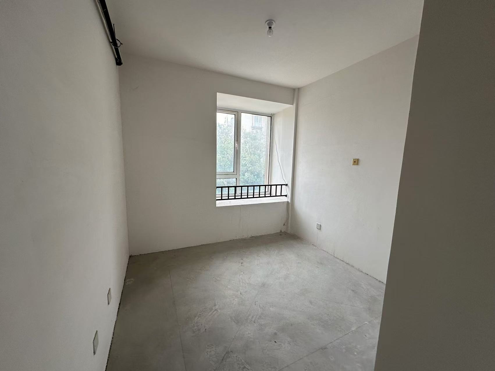 军山花园 1室1厅1卫 59.00m&sup2;